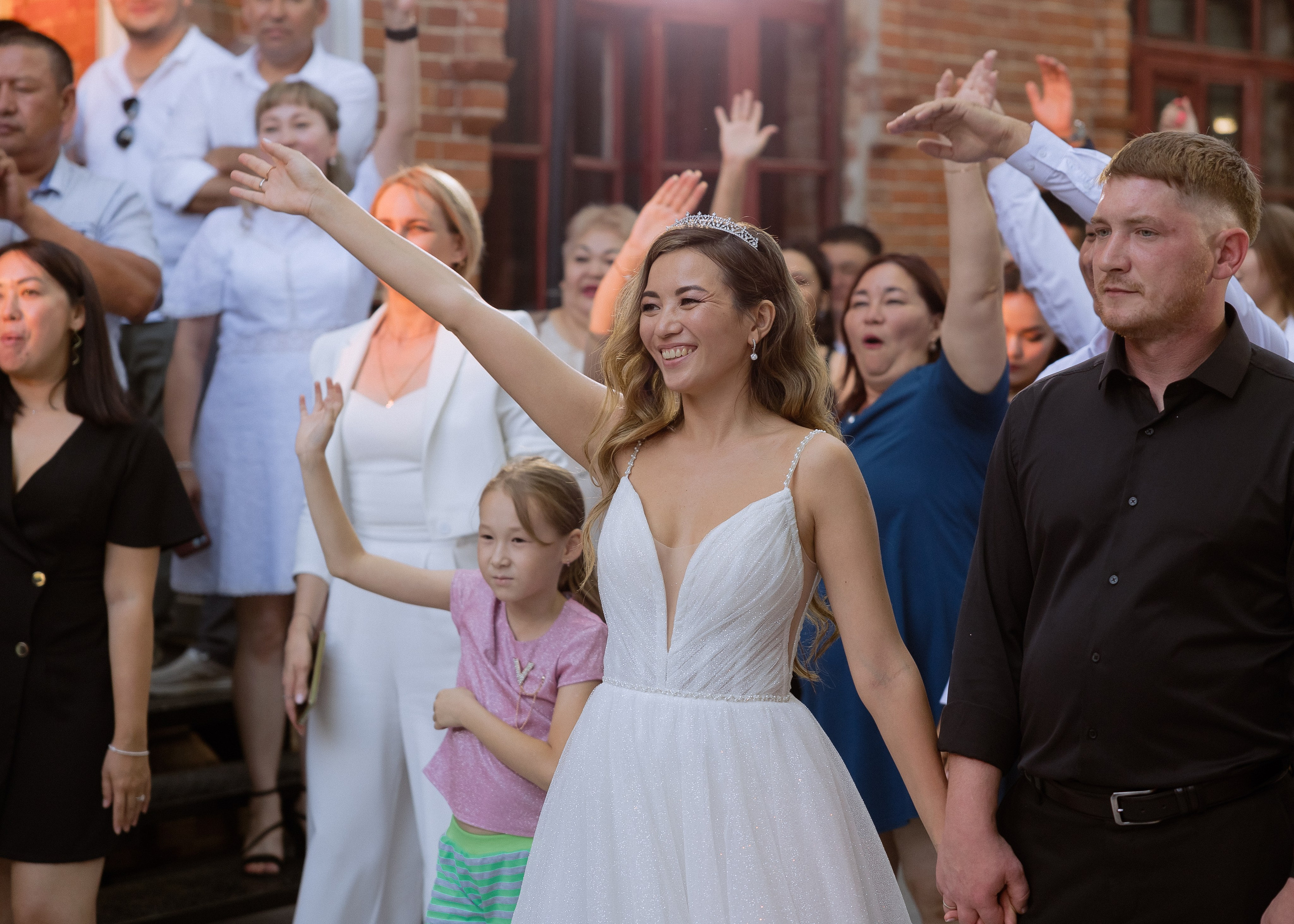 Дмитрий и Алита. Фотограф Эмиль Исякаев