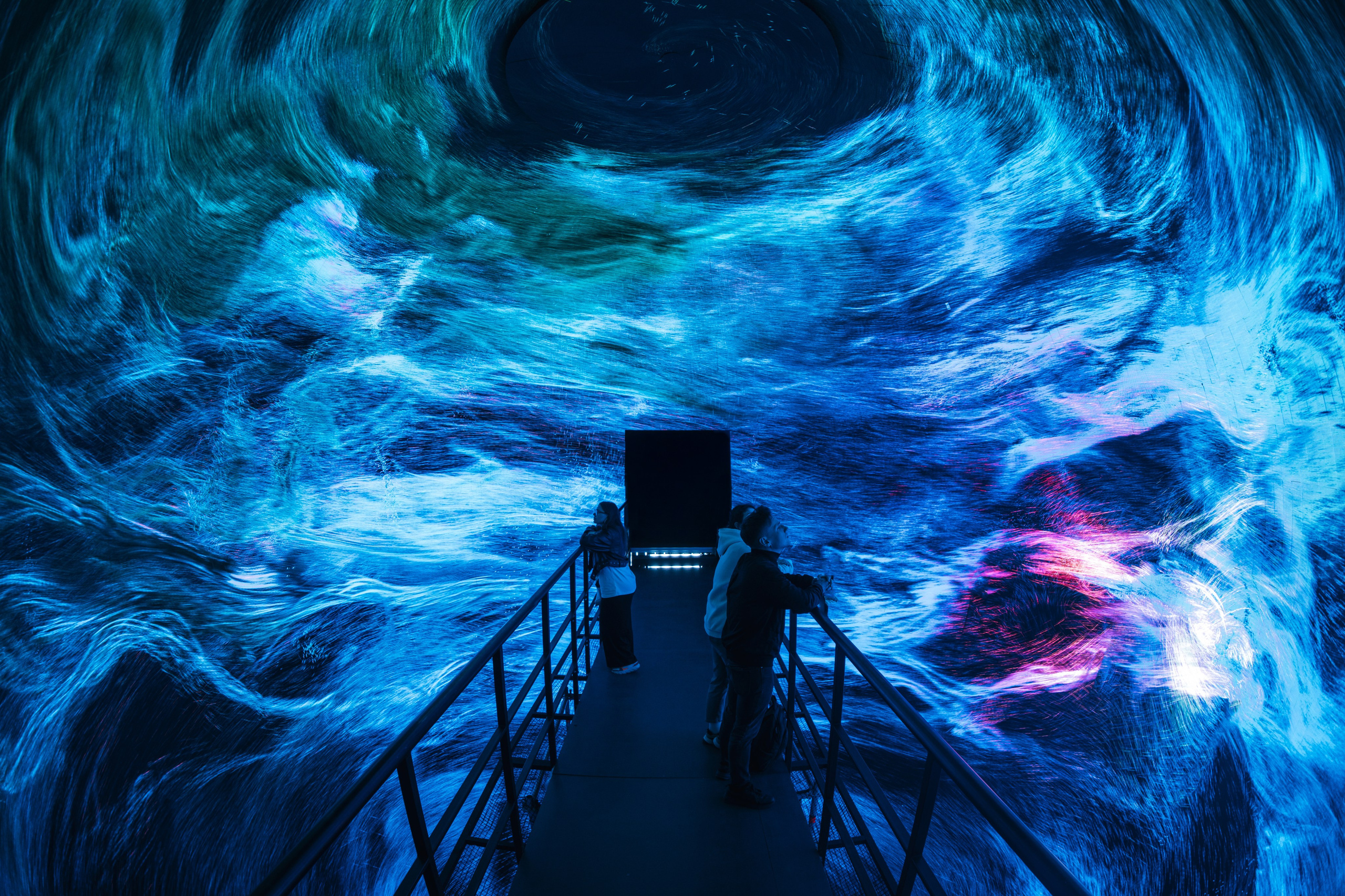 SPHERE, SILA SVETA. @tomrus: Рустам Шагиморданов — фотограф