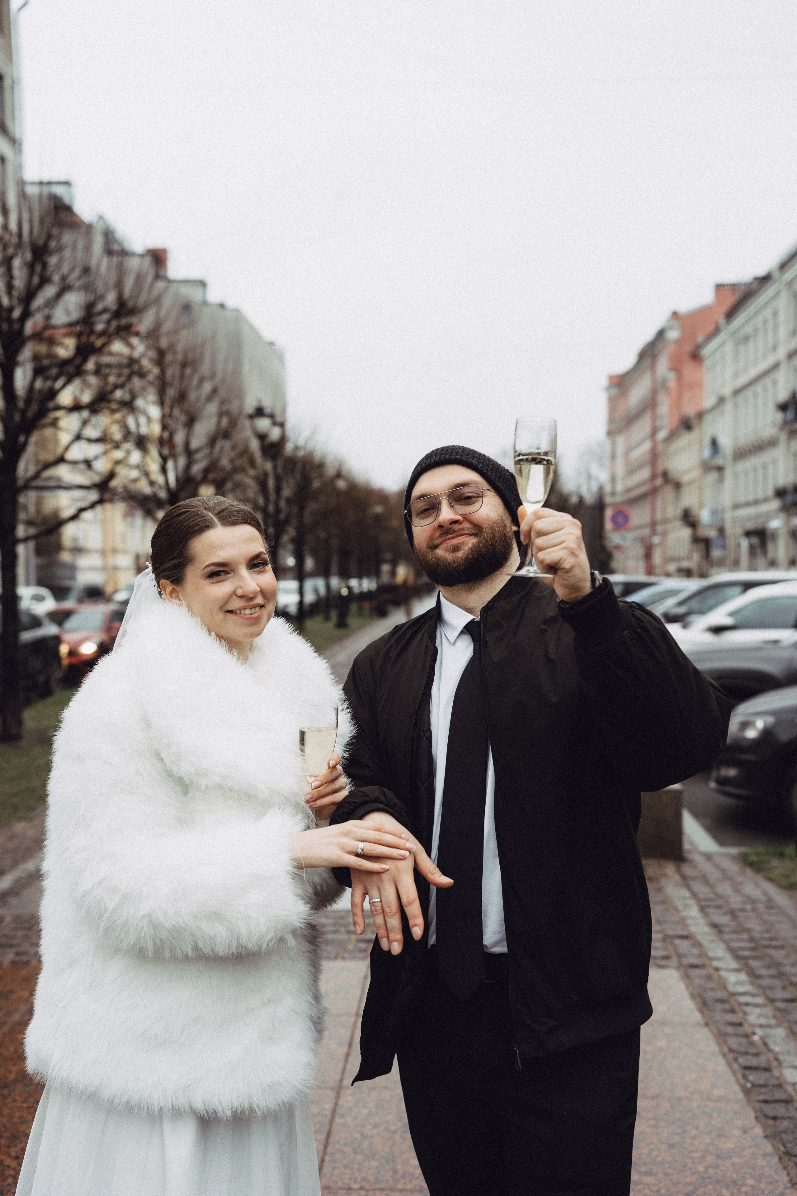 СВАДЕБНАЯ СЬЕМКА ВО ВТОРОМ ДВОРЦЕ (ДЕКАБРЬ) ТАКЖЕ СЬЕМКА В СТУДИИ НА ЧЕРНЫШЕВСКОЙ. Профессиональный фотограф, Санкт-Петербург — Виктория Богомолова