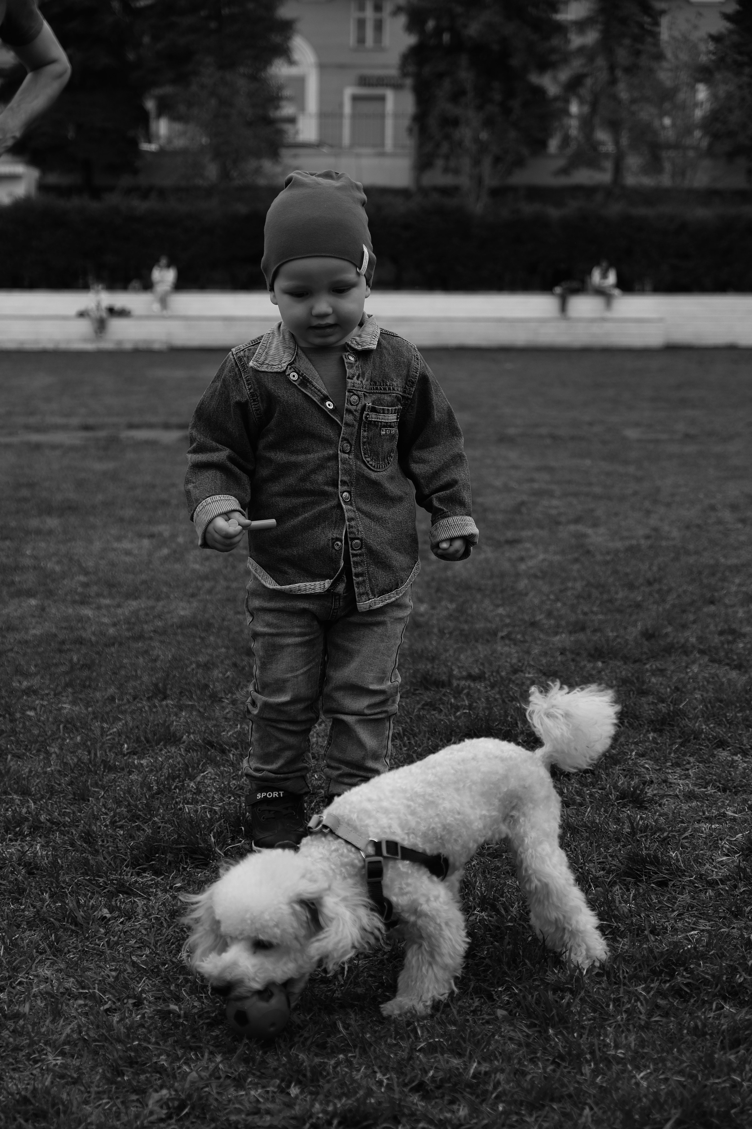 Прогулочная с ребенком. Фотограф на камеру и мобильная съемка в Казани Лидия