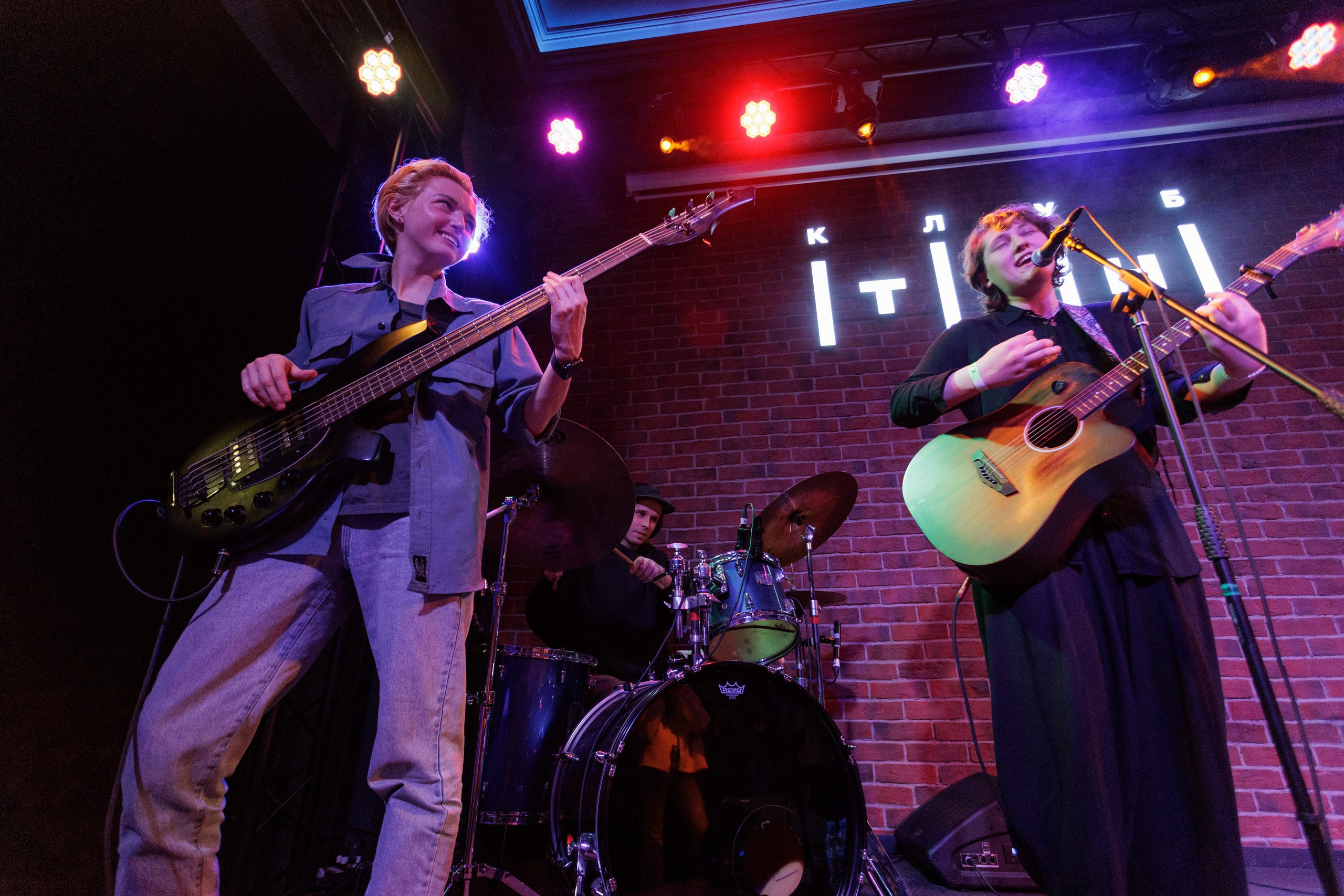 Аня из Питера в 71 тон, Москва 05'2024. Евгений Restwin — Пейзажный и репортажный фотограф