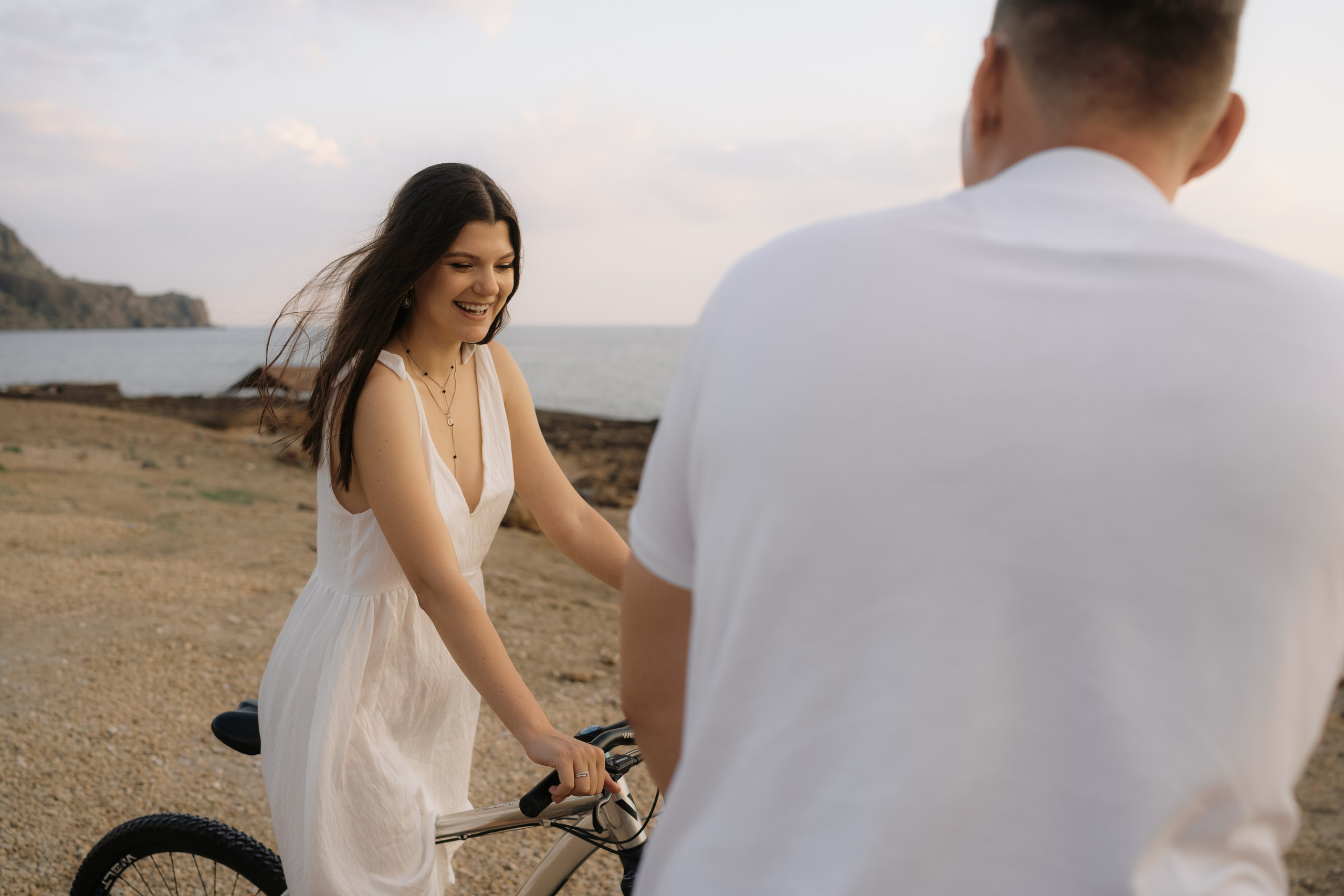Свидание с ветерком. Свадебный и портретный фотограф Алена Седининна в Крыму