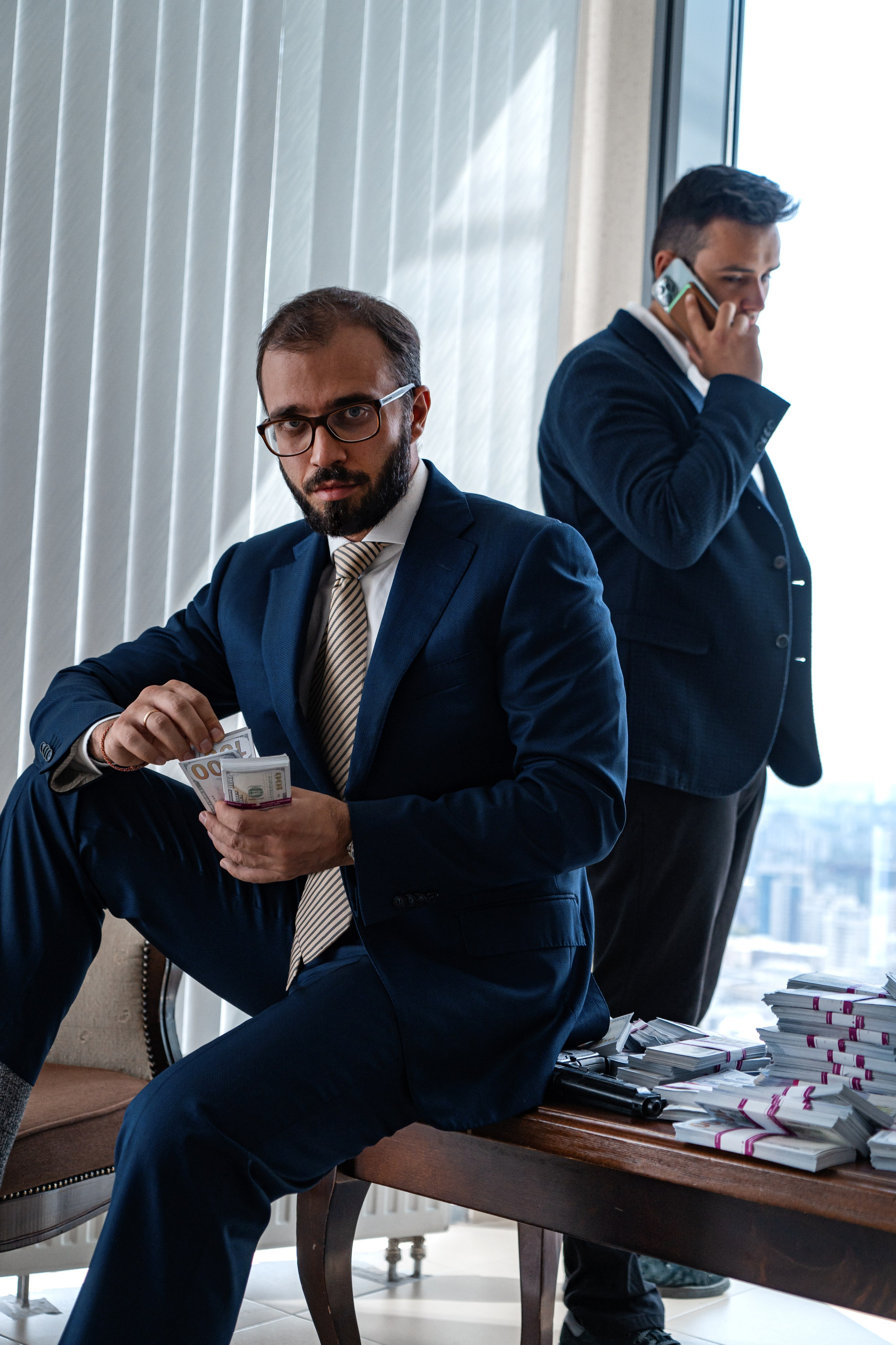 Деловые Портреты женщин и мужчин. Студийный и Рекламный Фотограф в Екатеринбурге Сергей Минин