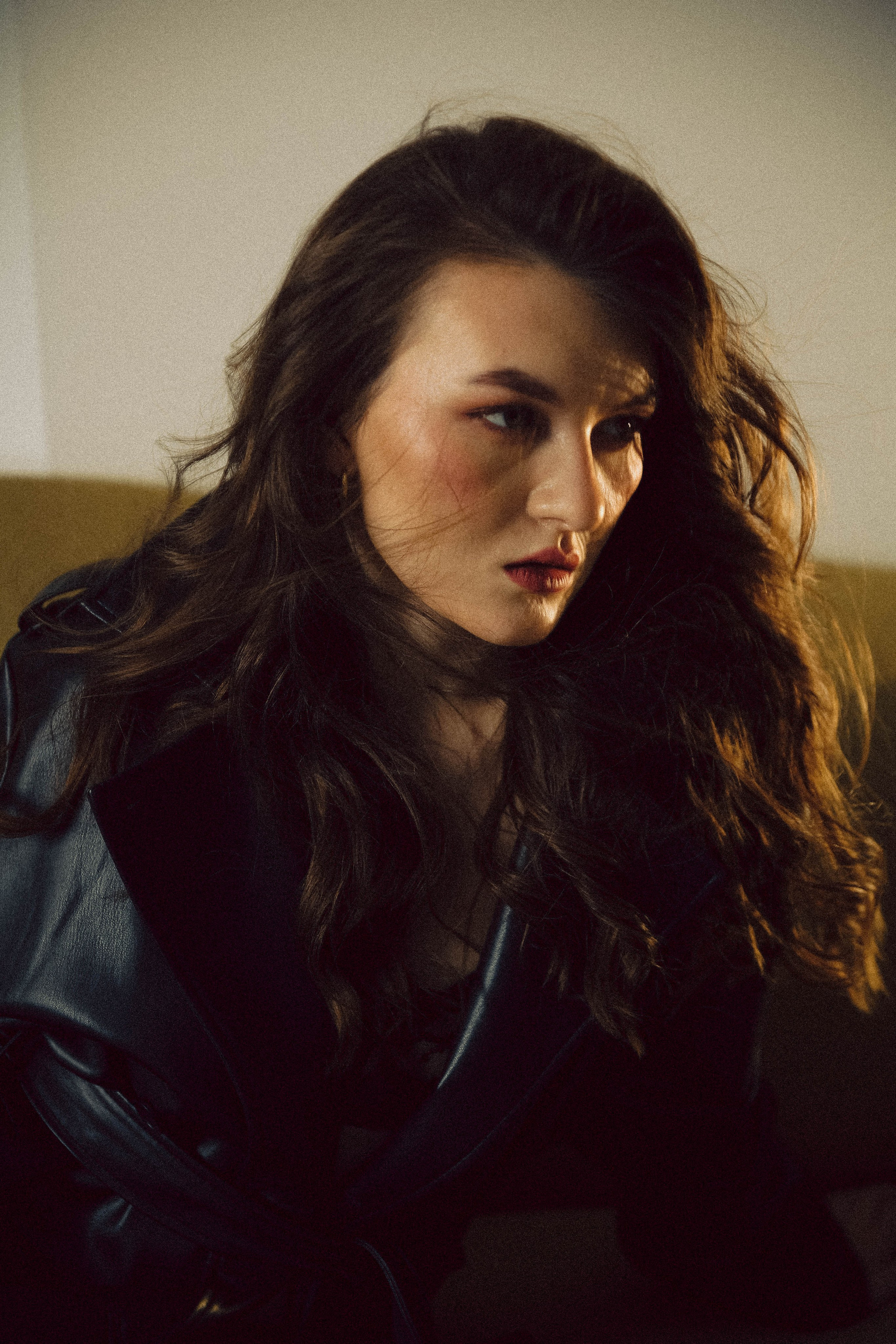 Юля. Мансарда. Photographer in Moscow & everywhere in the World Alena Vyalova