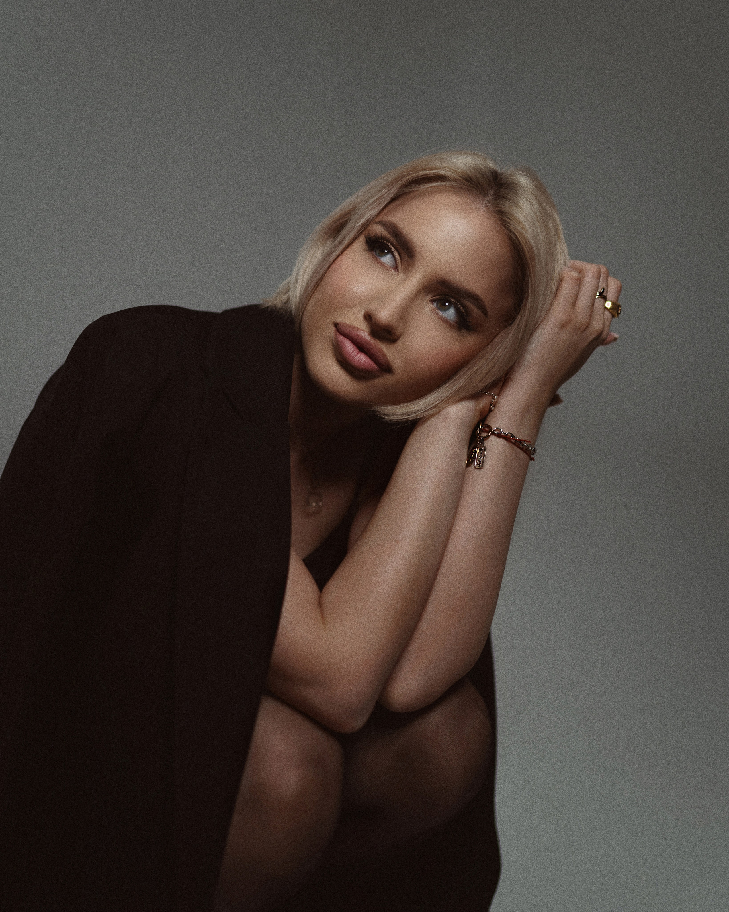 Будуарная фотосъемка – подчеркивание женственности и грации  