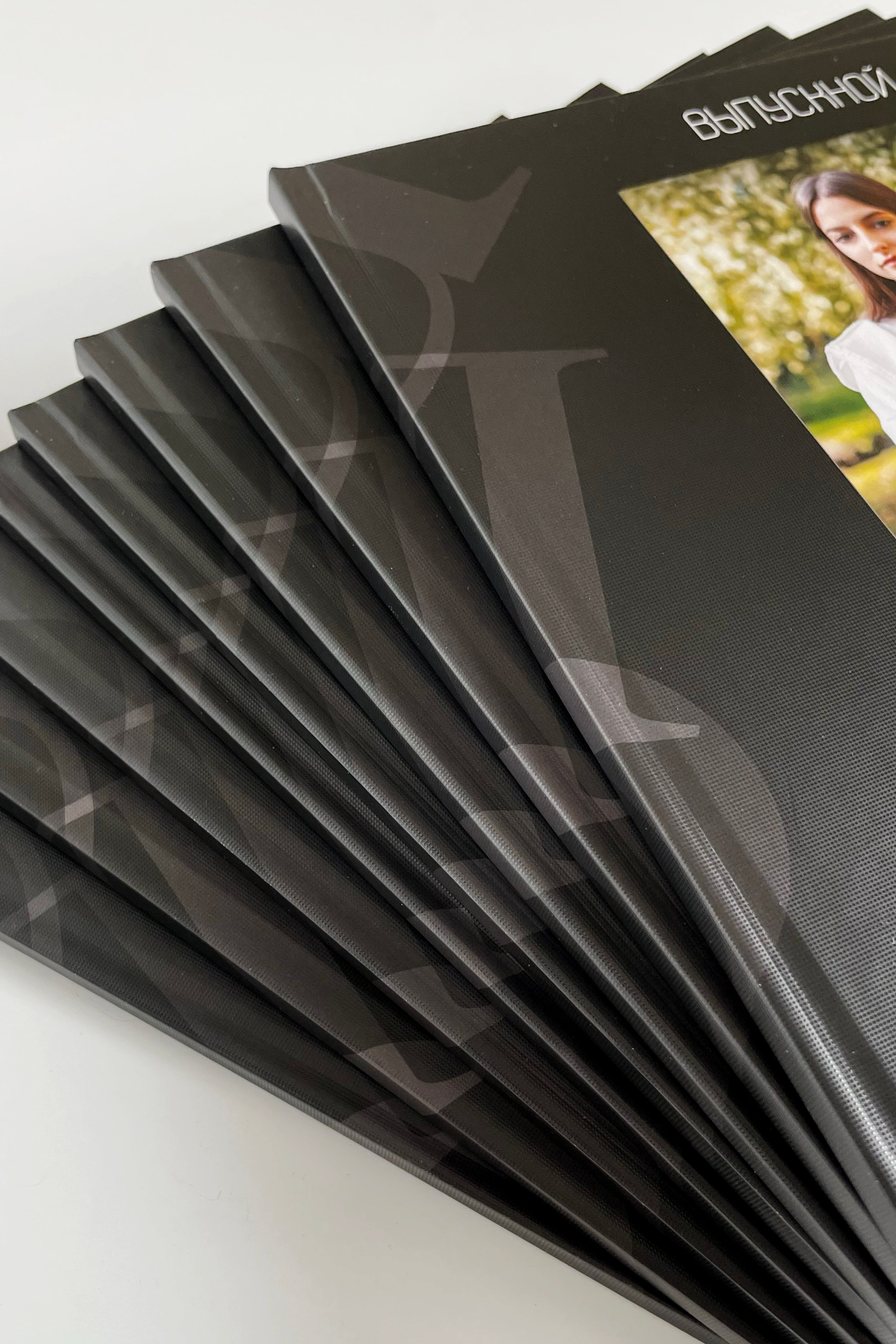 9 класс — листы твердые 25×25. Школа № 40. Выпускные альбомы