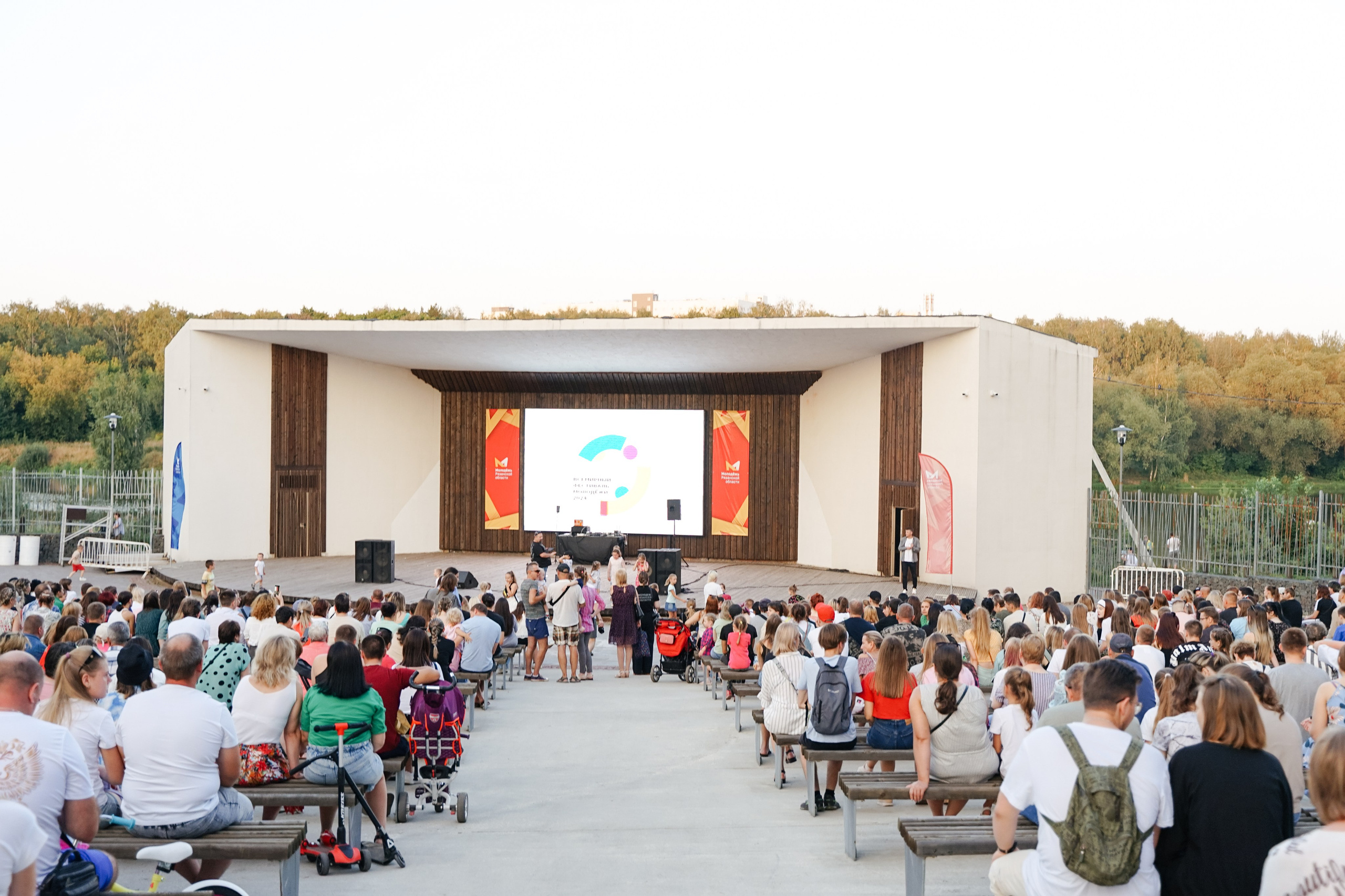 Навстречу фестивалю. Фотограф Надежда Погребняк | Рязань | Москва