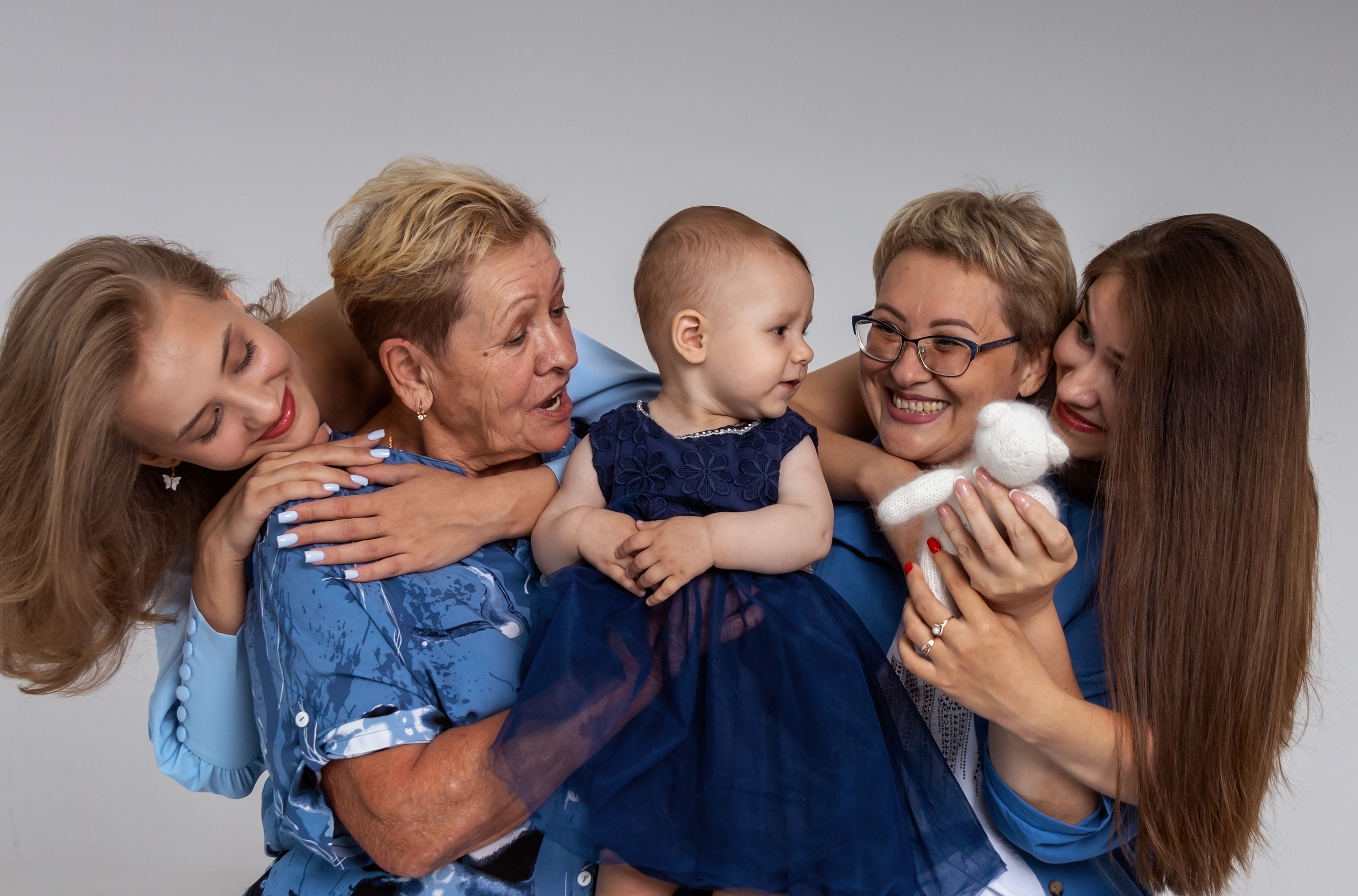 Семья из девчонок. Семейный фотограф в Абакане Любовь Халявина