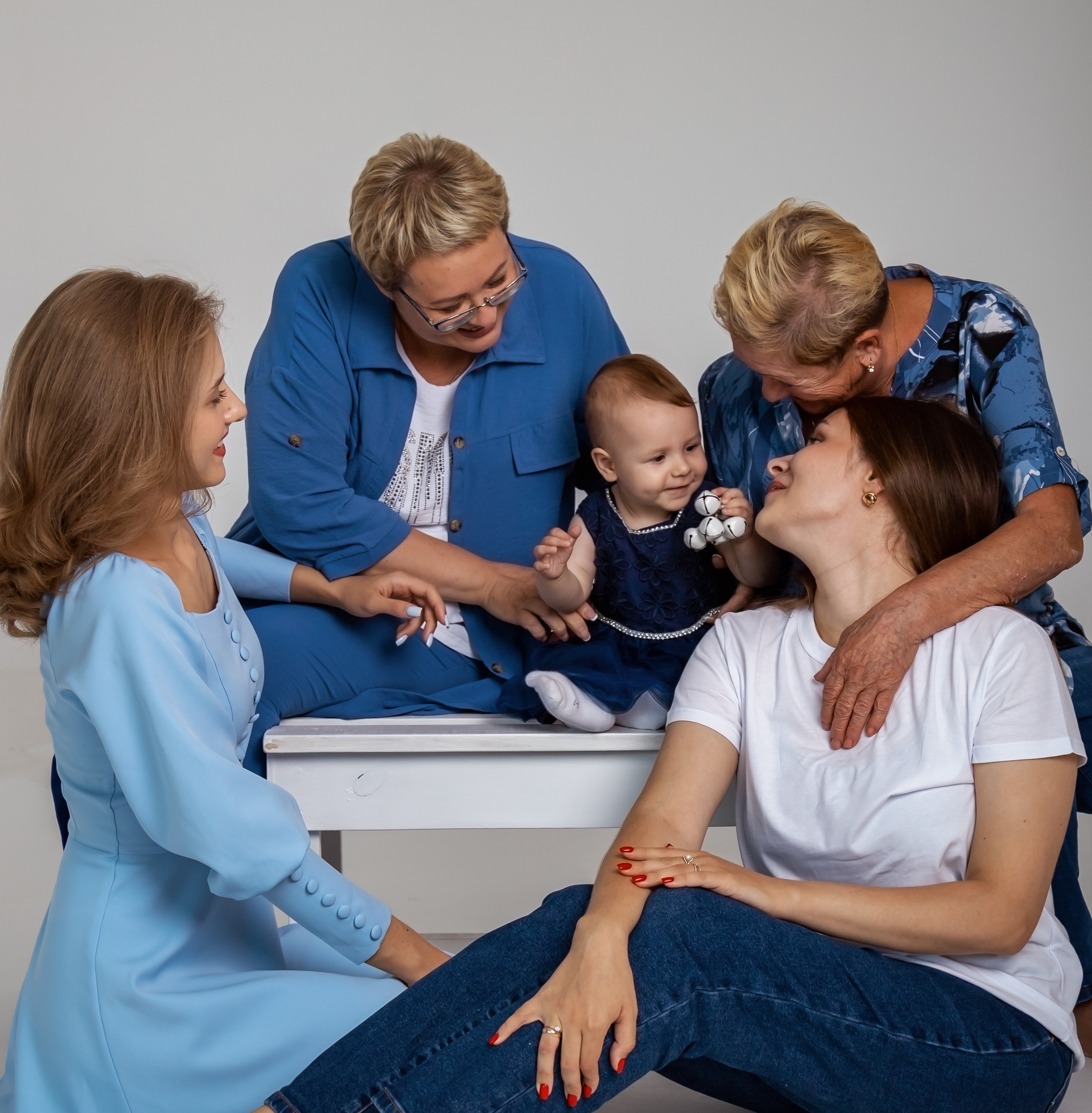 Семья из девчонок. Семейный фотограф в Абакане Любовь Халявина