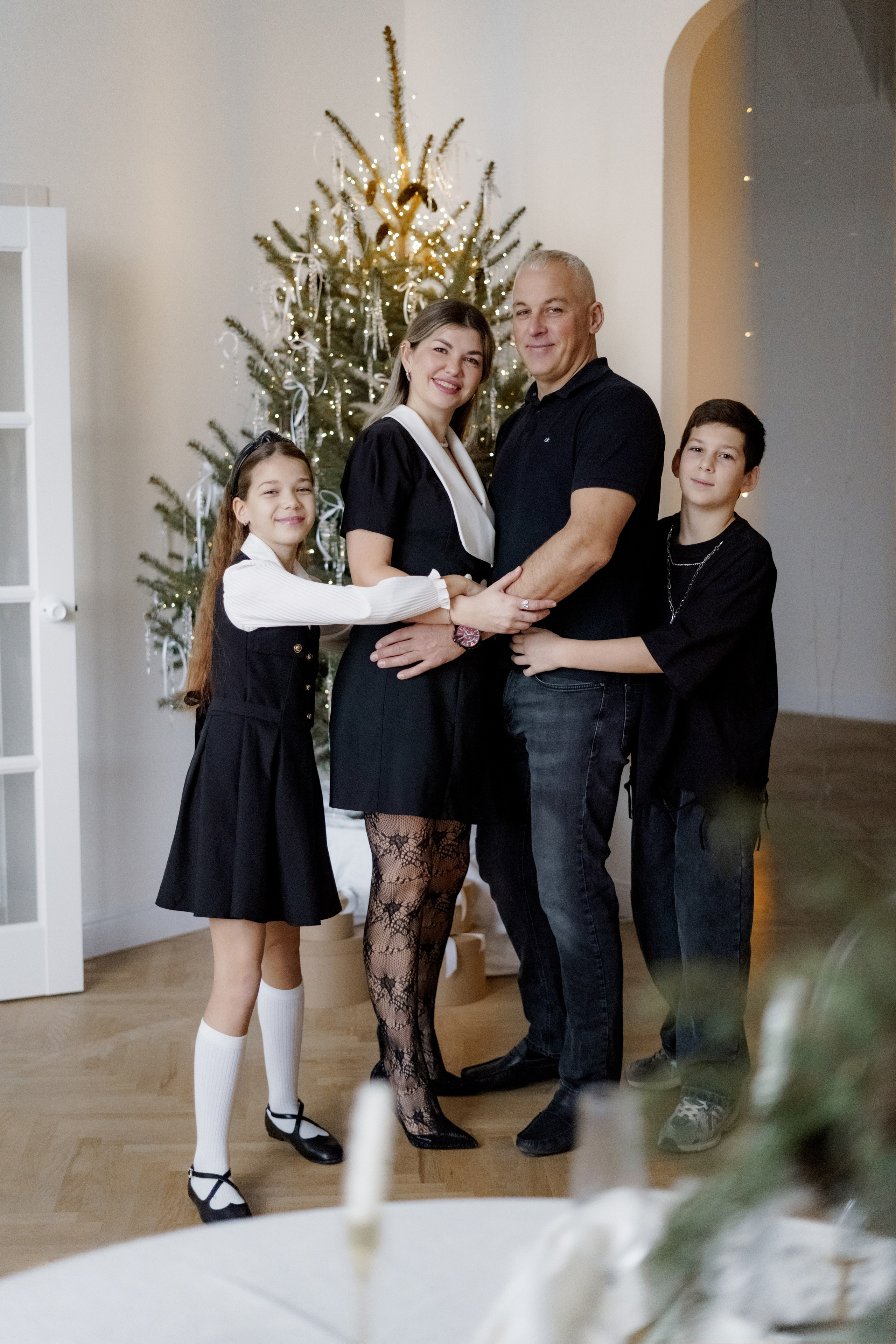 Игорь Оля Никита Вера. Фотограф Валерия Крахмалева