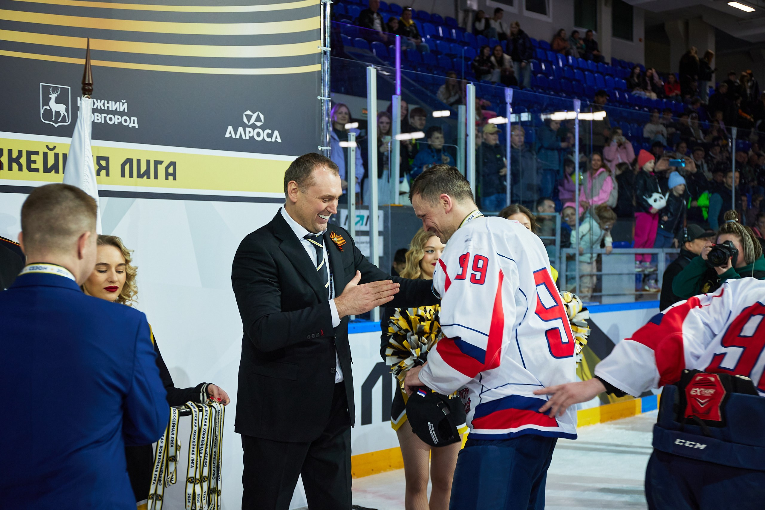 Репортаж. Офицерская хоккейная лига 2025 год. Спортивный фотограф Некрасов Денис