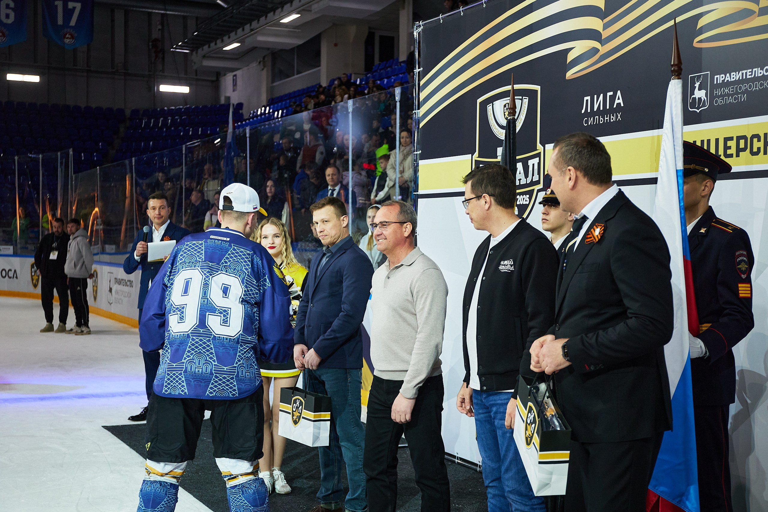 Репортаж. Офицерская хоккейная лига 2025 год. Спортивный фотограф Некрасов Денис