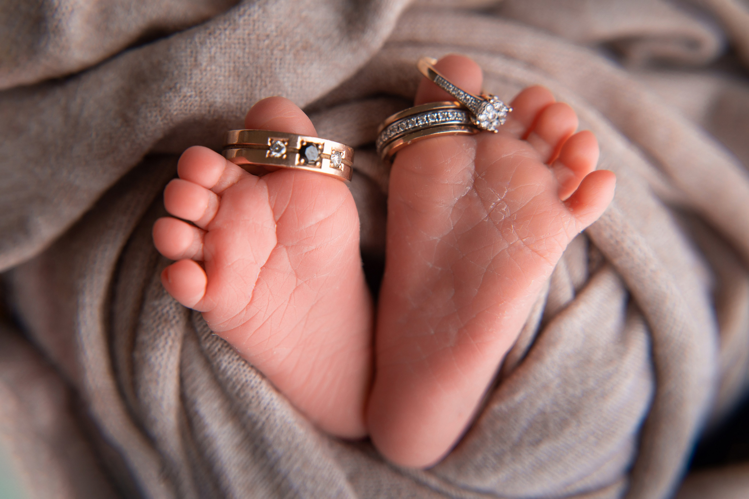 Фото с родителями/Макроснимки. Фотограф новорожденных Оренбург и свадебный фотограф Оренбург