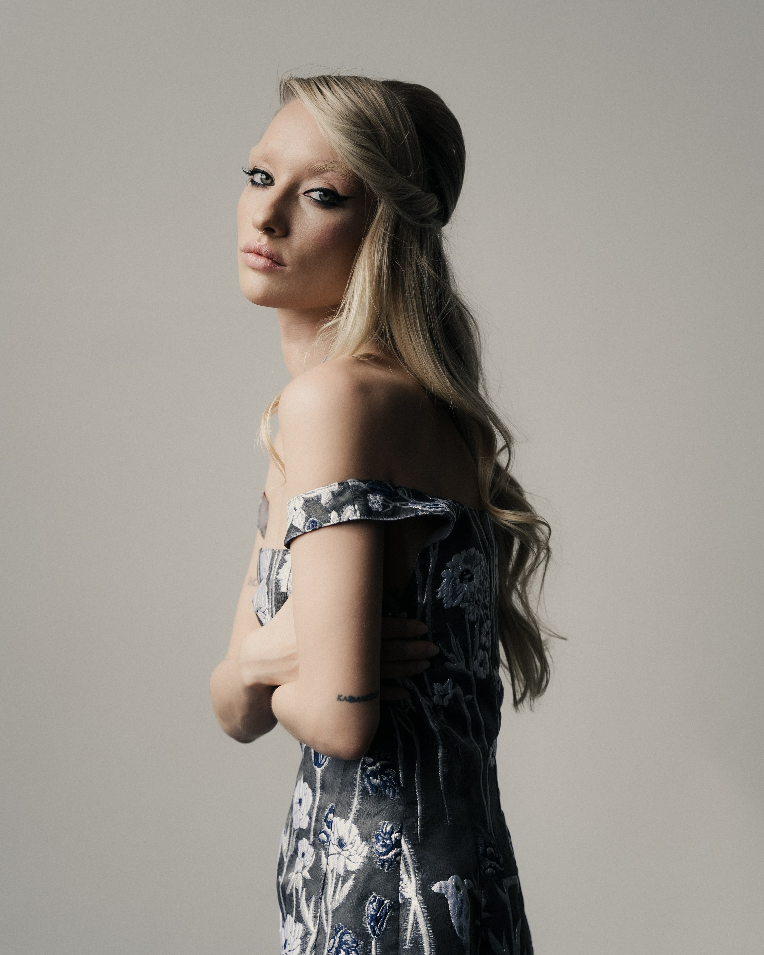 ZO: YOUR INNER PRINCESS. TUTSARKIS — Art Director | Stylist | Photographer