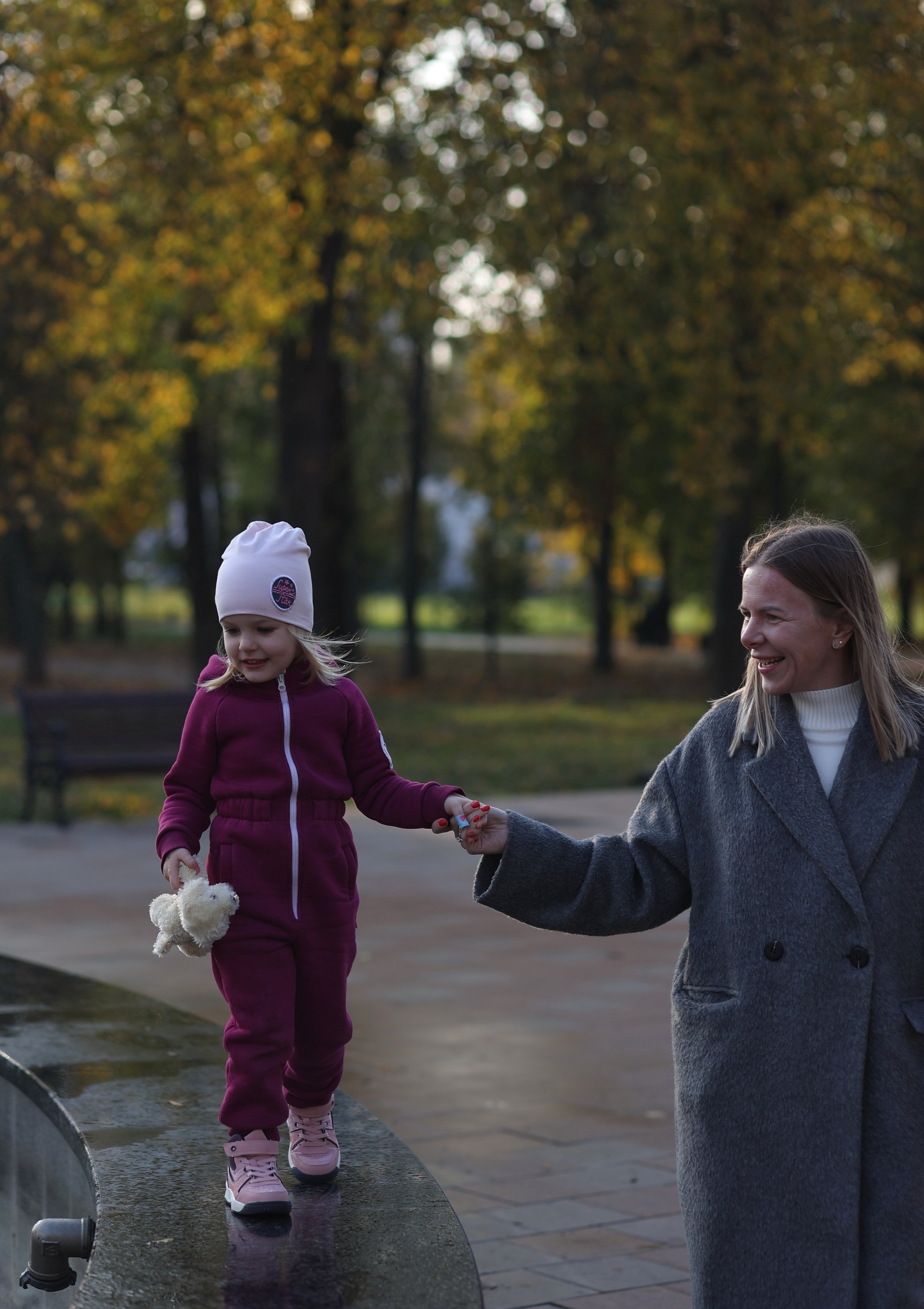 Осенняя фотосессия в парке. Портретный фотограф Москва