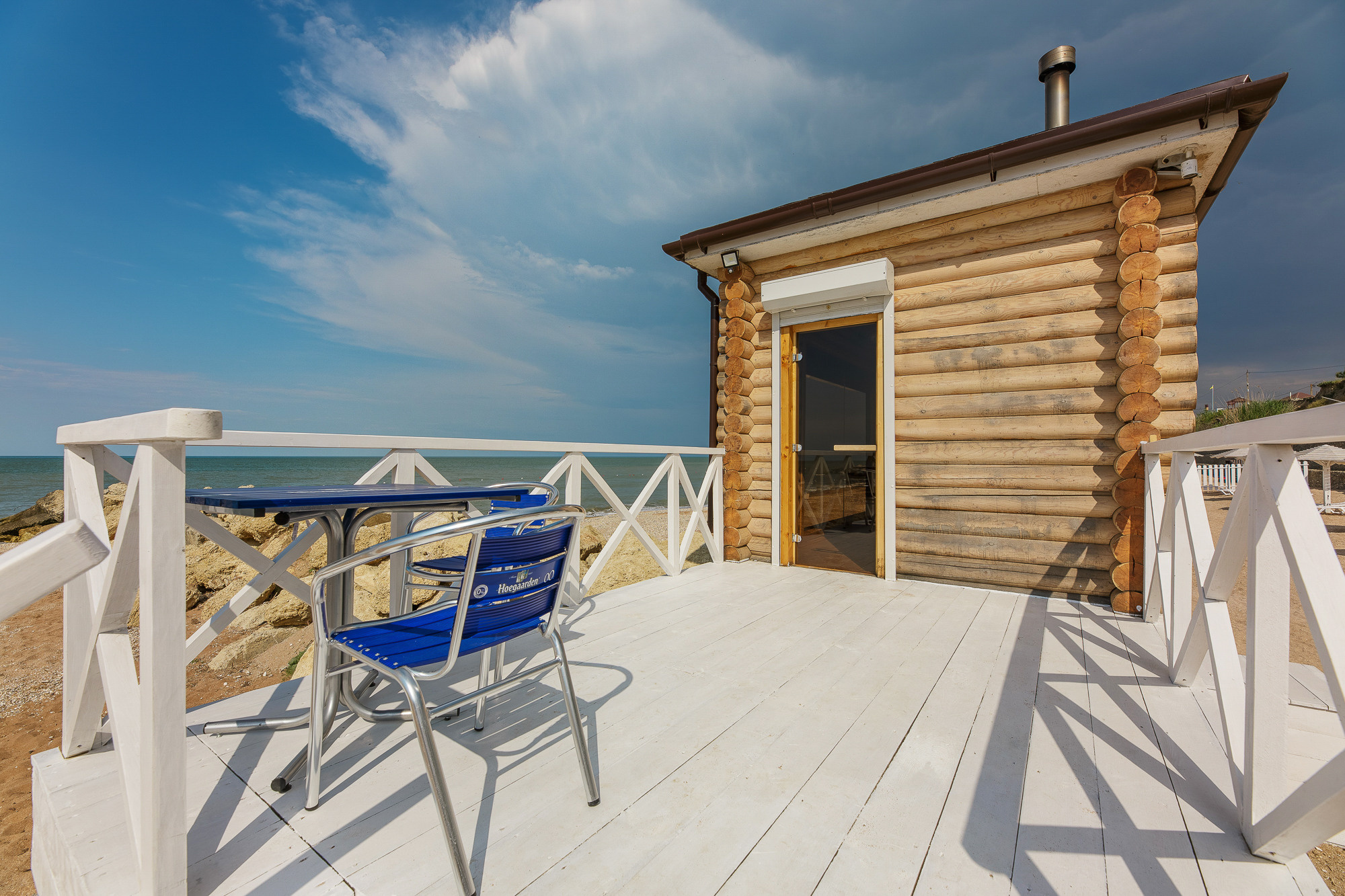 Renatphoto-Экстерьерная фотосессия территории отеля. Профессиональная фотосъёмка интерьеров, предметная фотосессия еды для меню г. Анапа