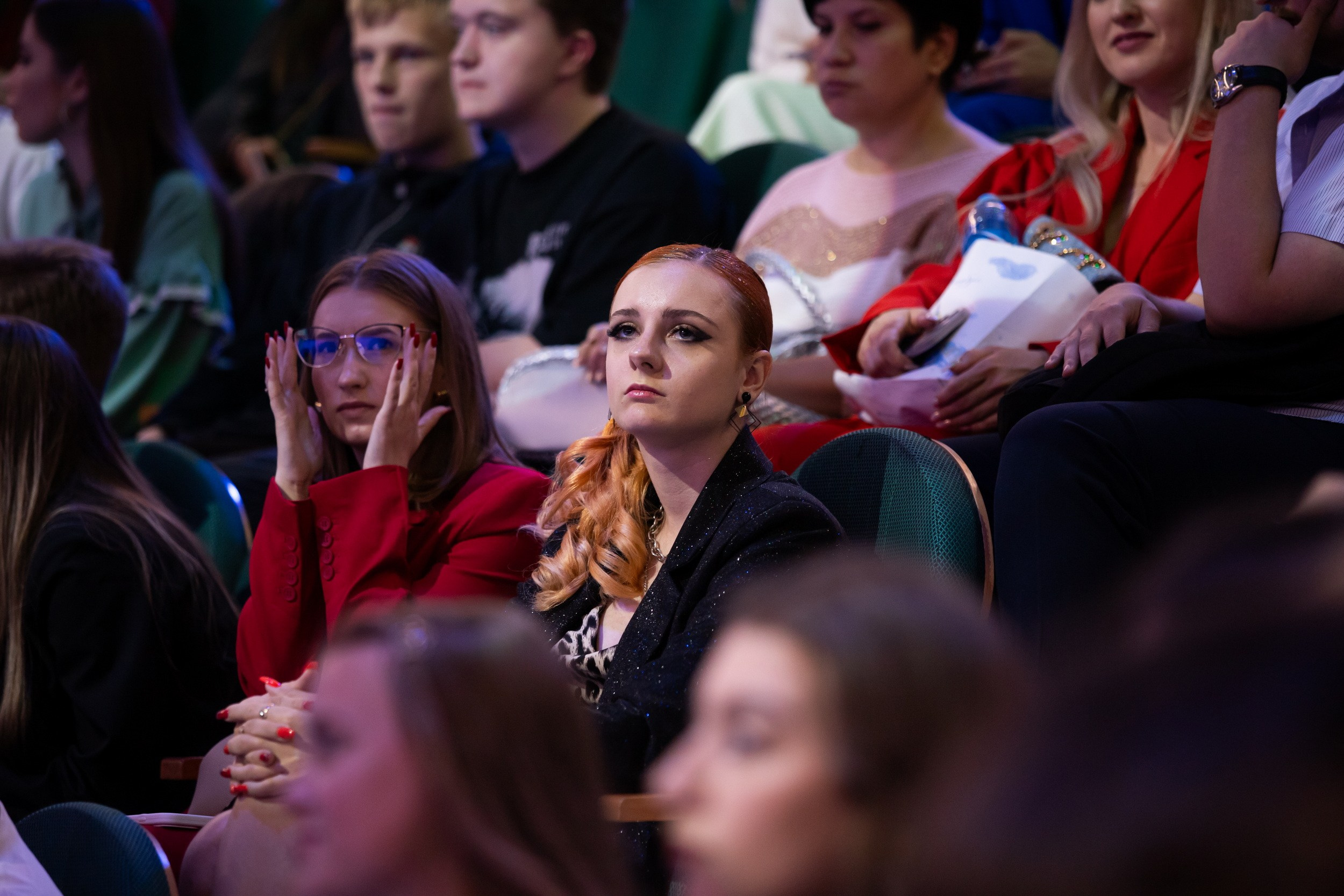 Городской бал выпускников (24 июня 2025). Репортажный фотограф Алексей Пирязев