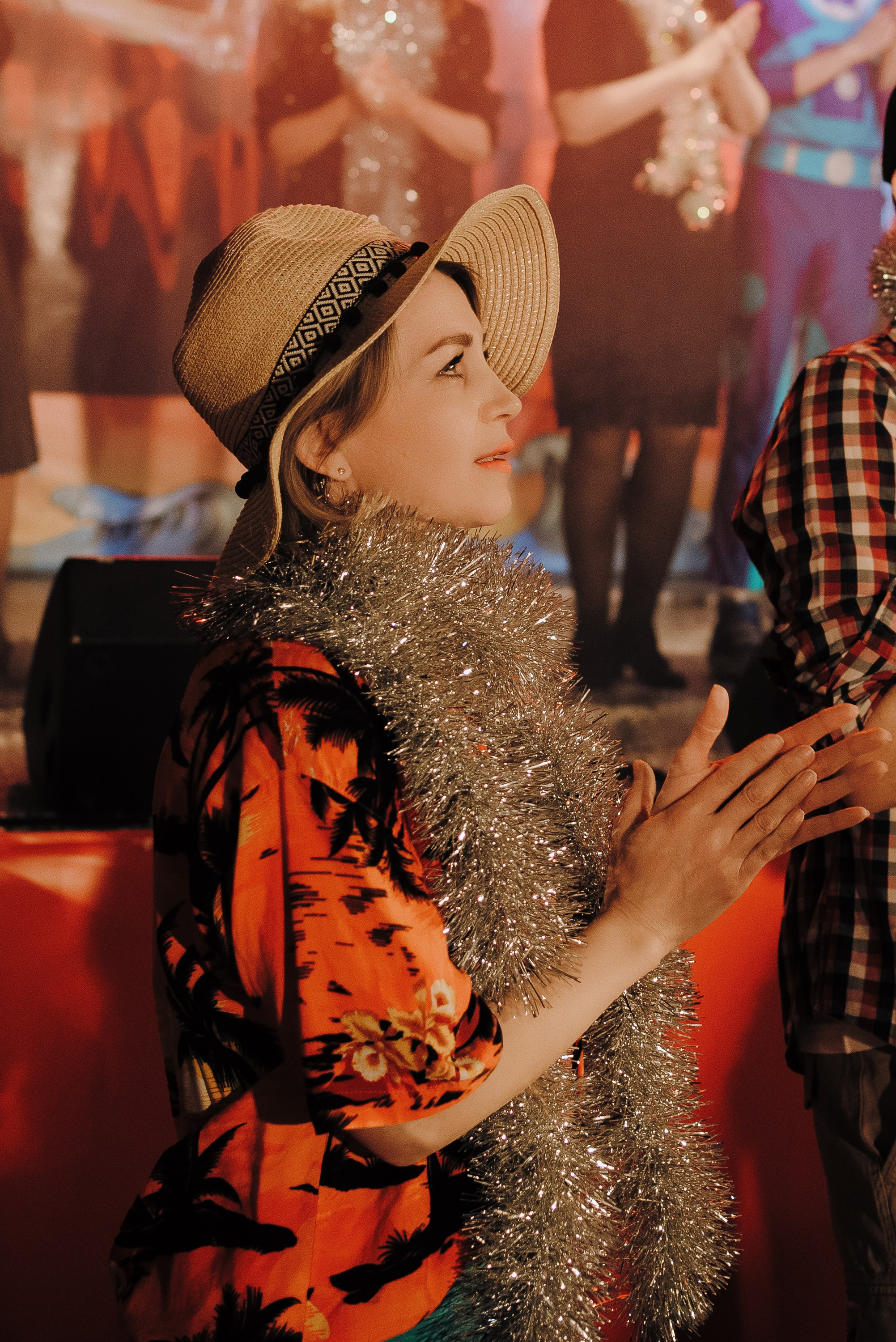 СПЕКТАКЛЬ «ВОЛШЕБНЫЕ ОЧКИ» ОПТИК-ЦЕНТР. Репортажный фотограф Зуев Роман г. Челябинск