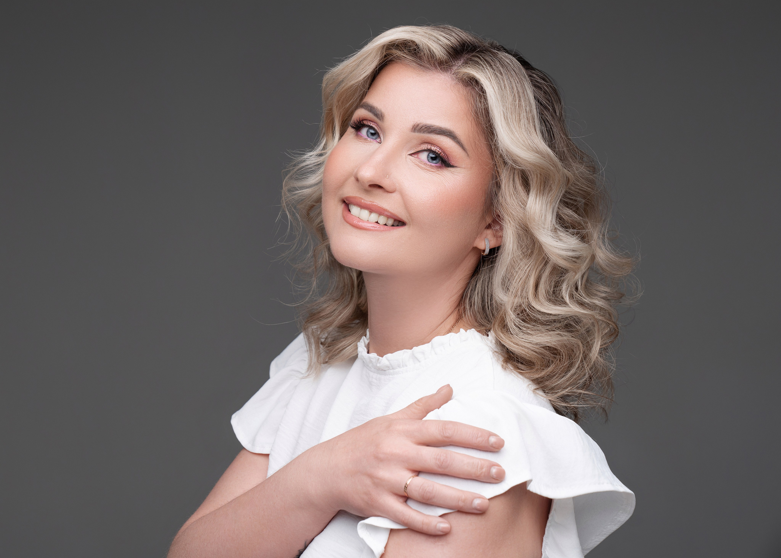 Профессия визажист. Оксана Волик фотограф в Архангельске. Аренда фотостудии White Studio