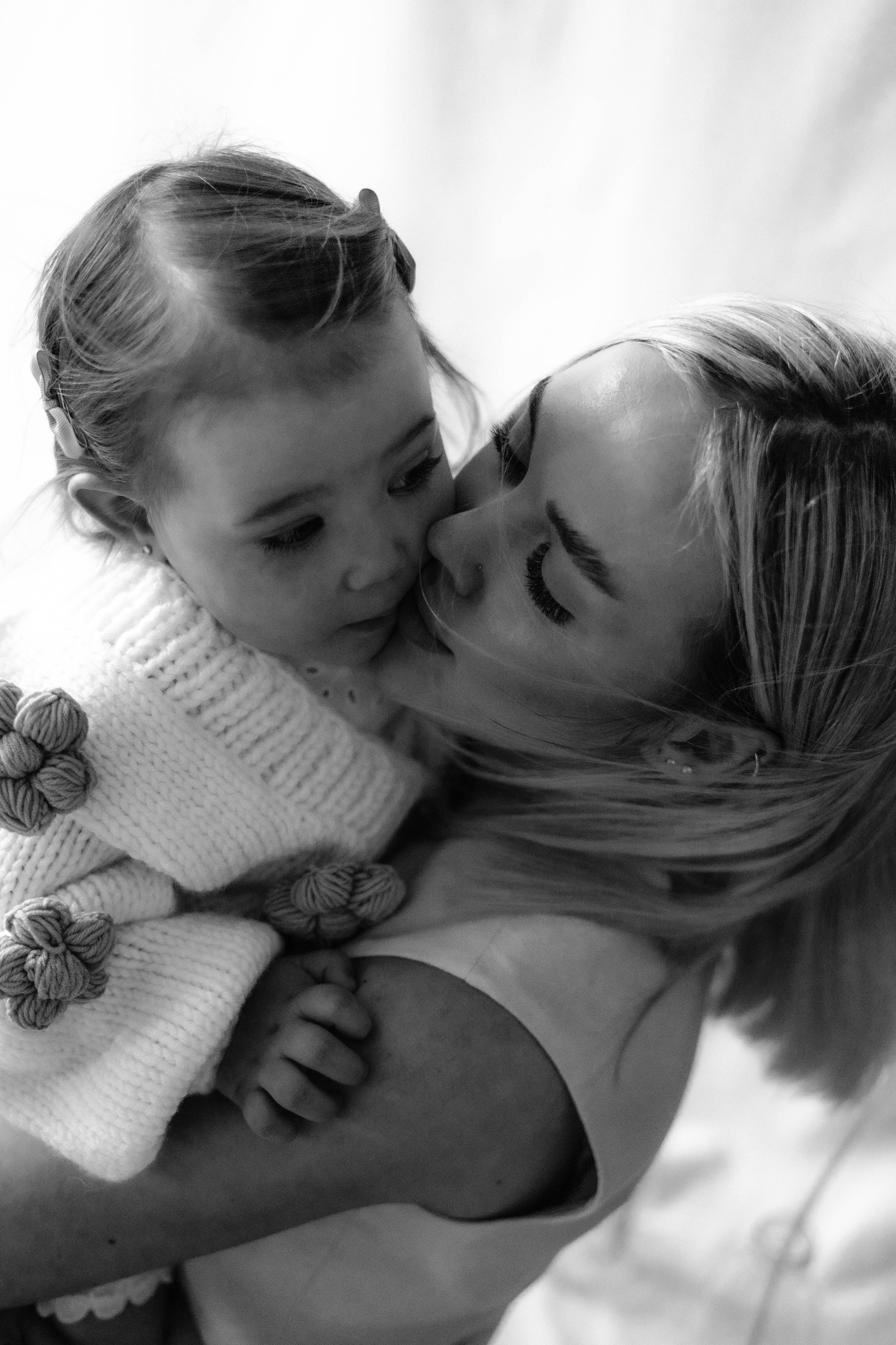 Виктория и Оливия. Главная