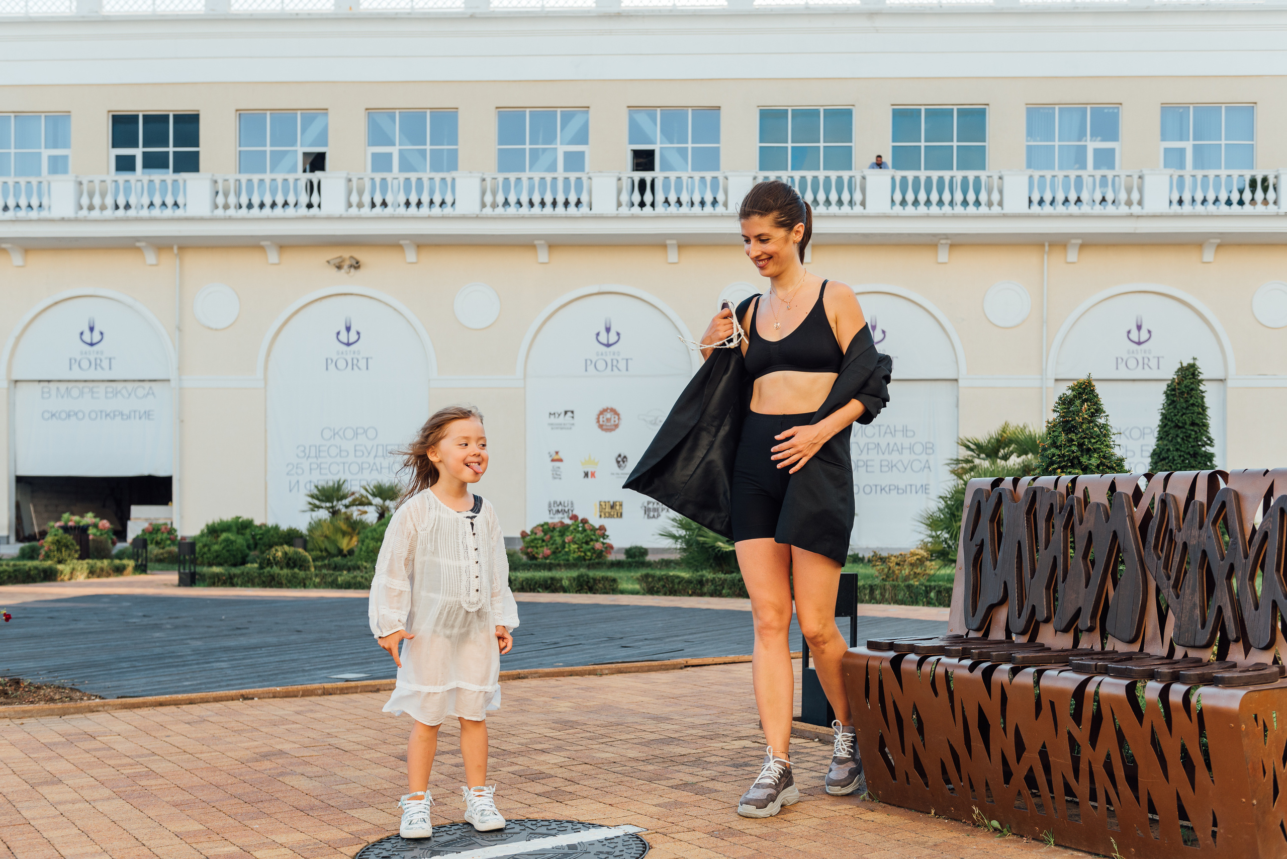 Ирина с дочкой. Fedor Lemeshko — Destination Wedding and Family Lifestyle photographer