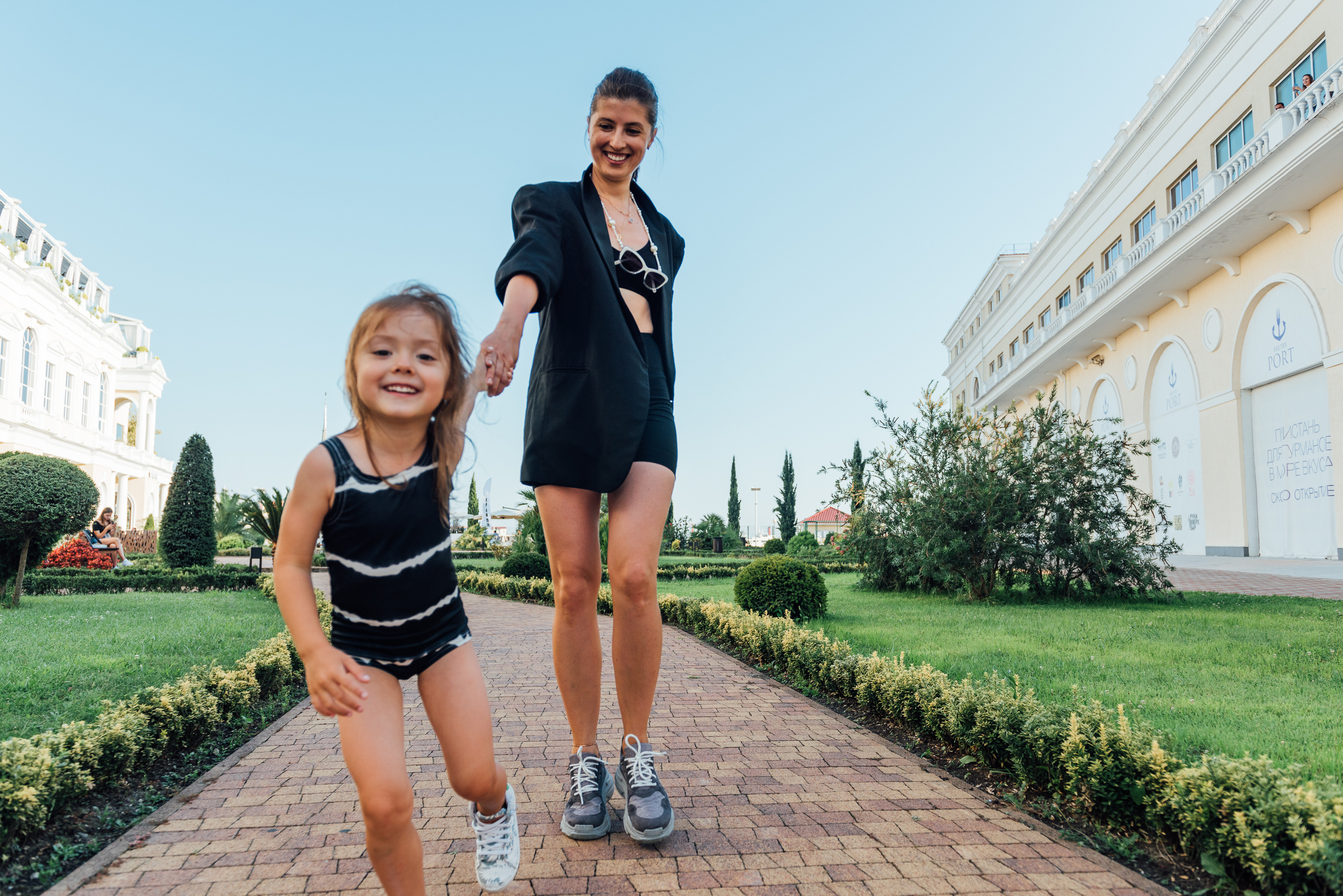 Ирина с дочкой. Fedor Lemeshko — Destination Wedding and Family Lifestyle photographer