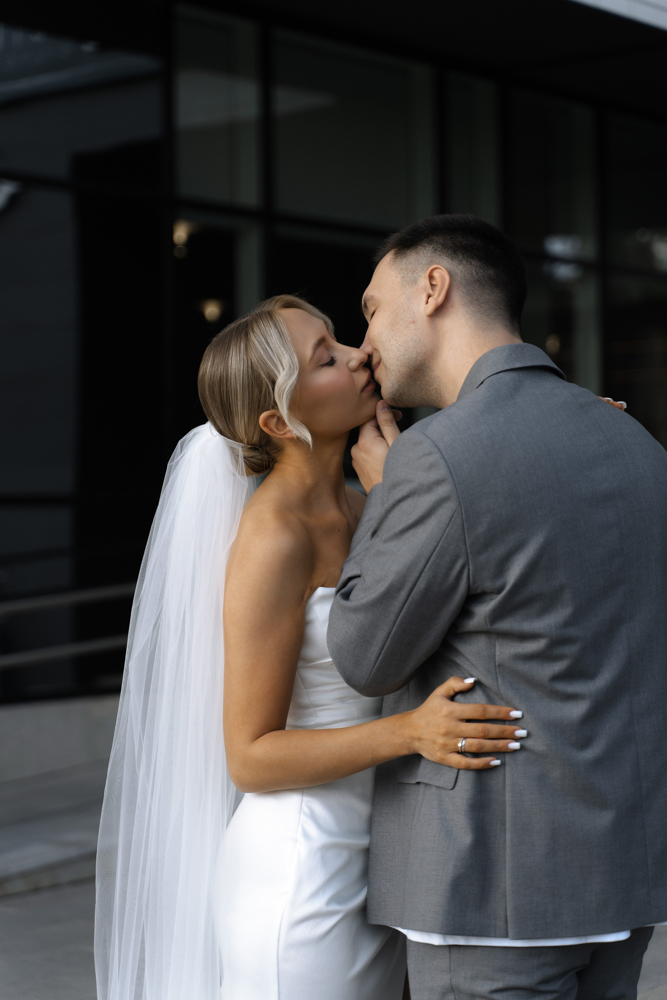 Денис и Виолетта. Свадебный фотограф Анастасия Хабарова в Новоуральске и Екатеринбурге