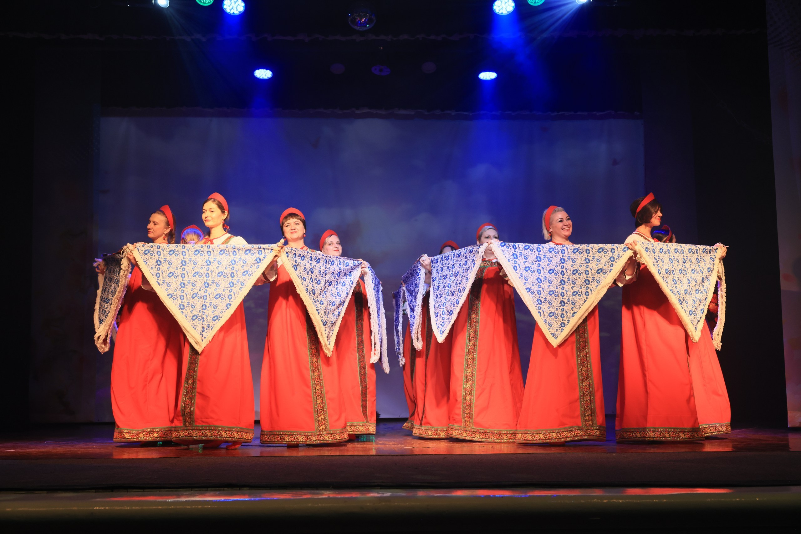 Концерт к 8 Марта в ДК «Металлург» г. Тула. Фотограф в Туле Крупский АнДРей. Фотостудия «КАДР71» в Туле