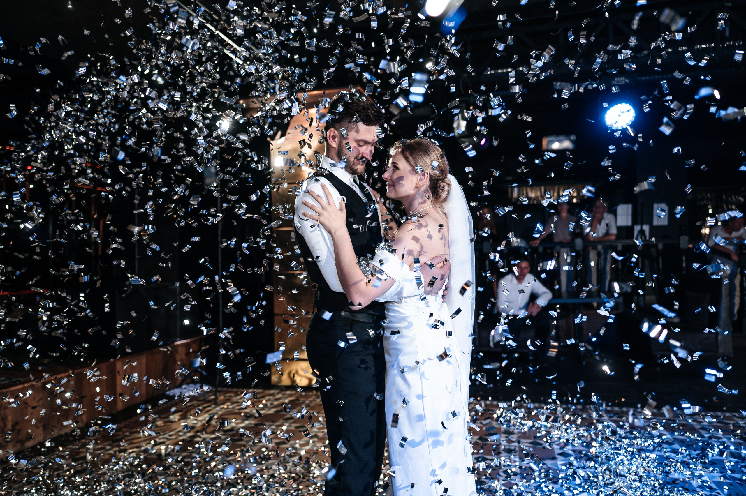 Даниил и Валерия. Черная утка. Полный день. Фотограф Екатерина Бочарникова