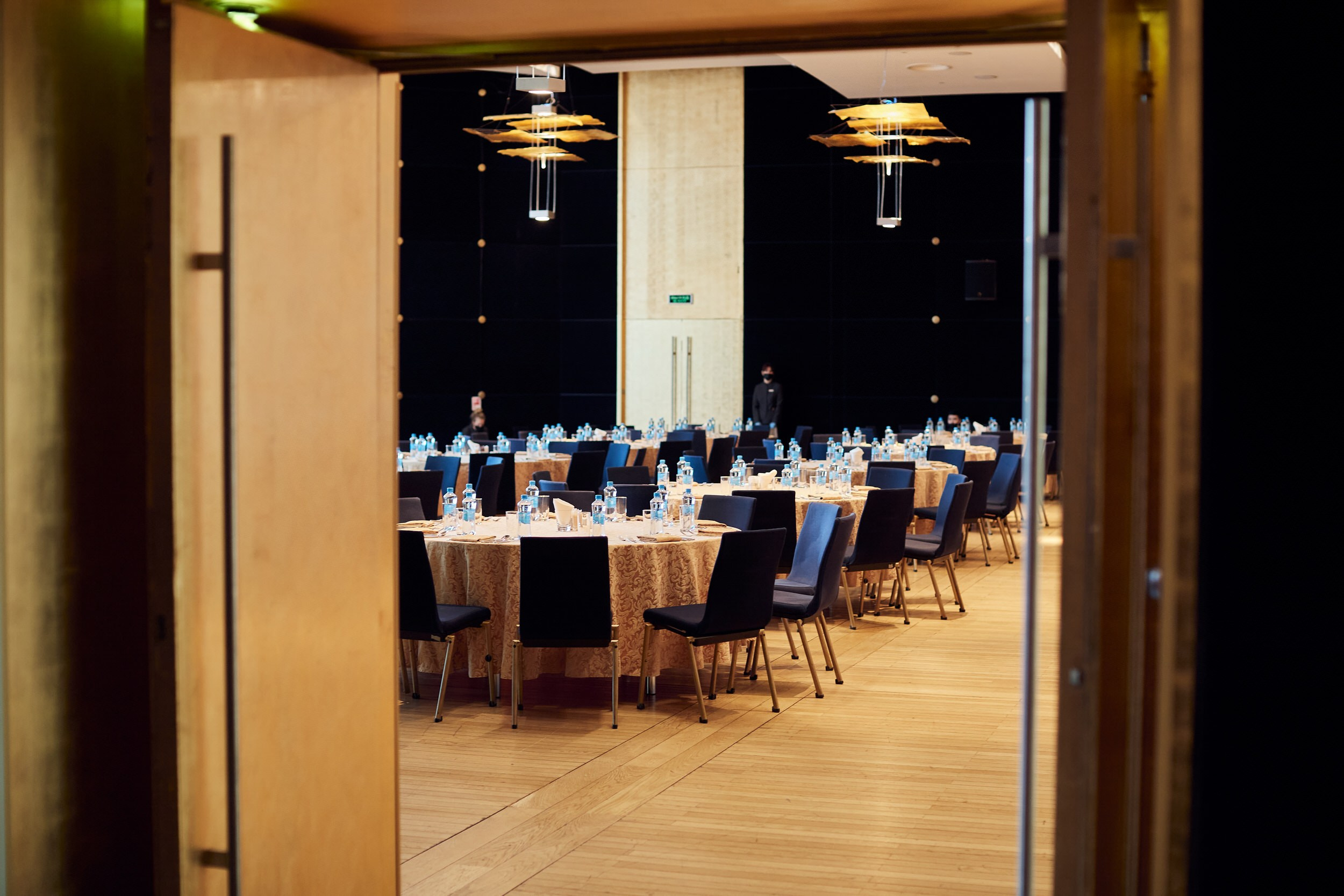 Фотограф на конференцию. Контент для бизнеса в Екатеринбурге Полдень Медиа