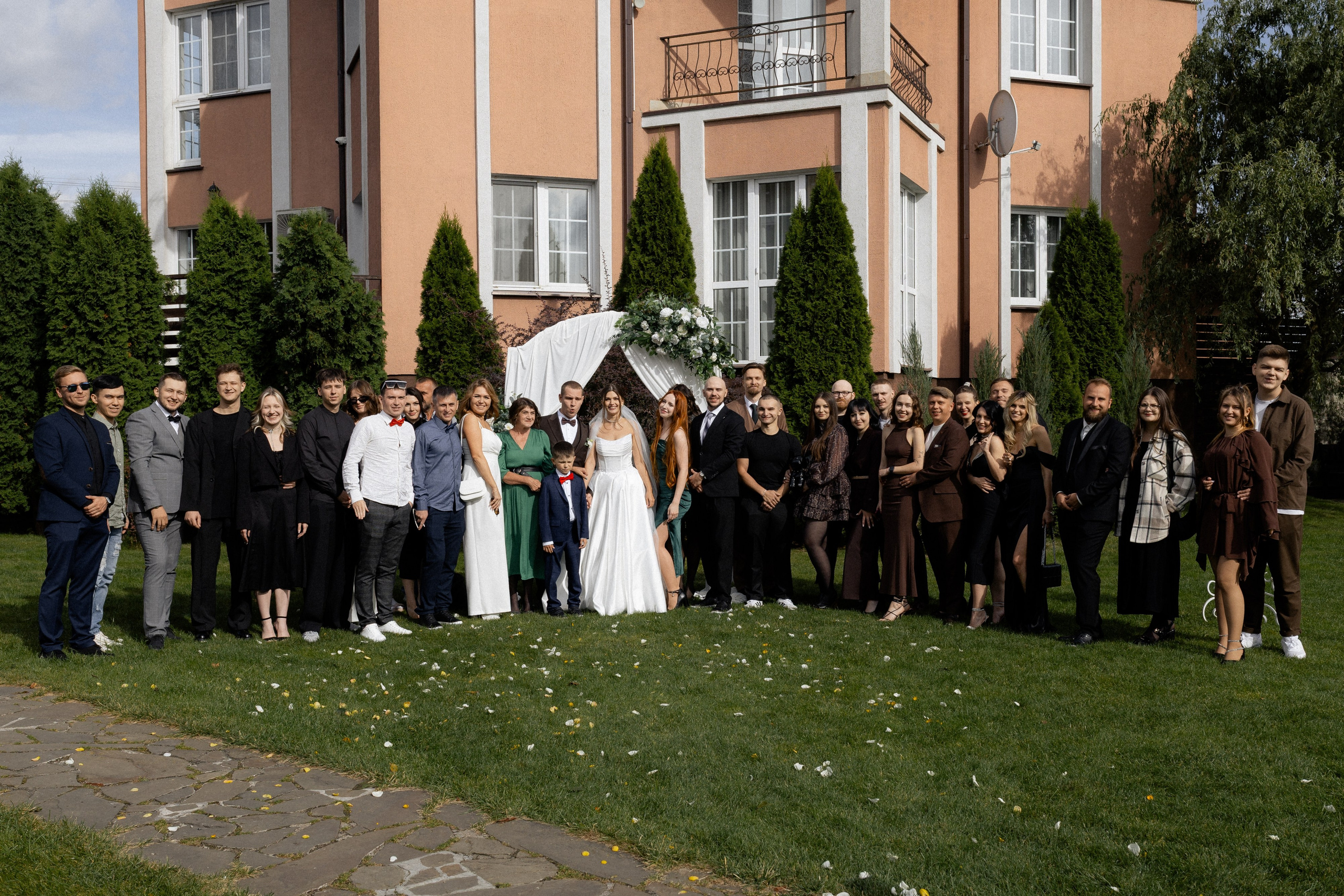 Свадебная фотосессия Анастасии и Игоря в Усадьбе Легенда. Свадебный фотограф в Минске/Беларуси Сергей Спиридонов