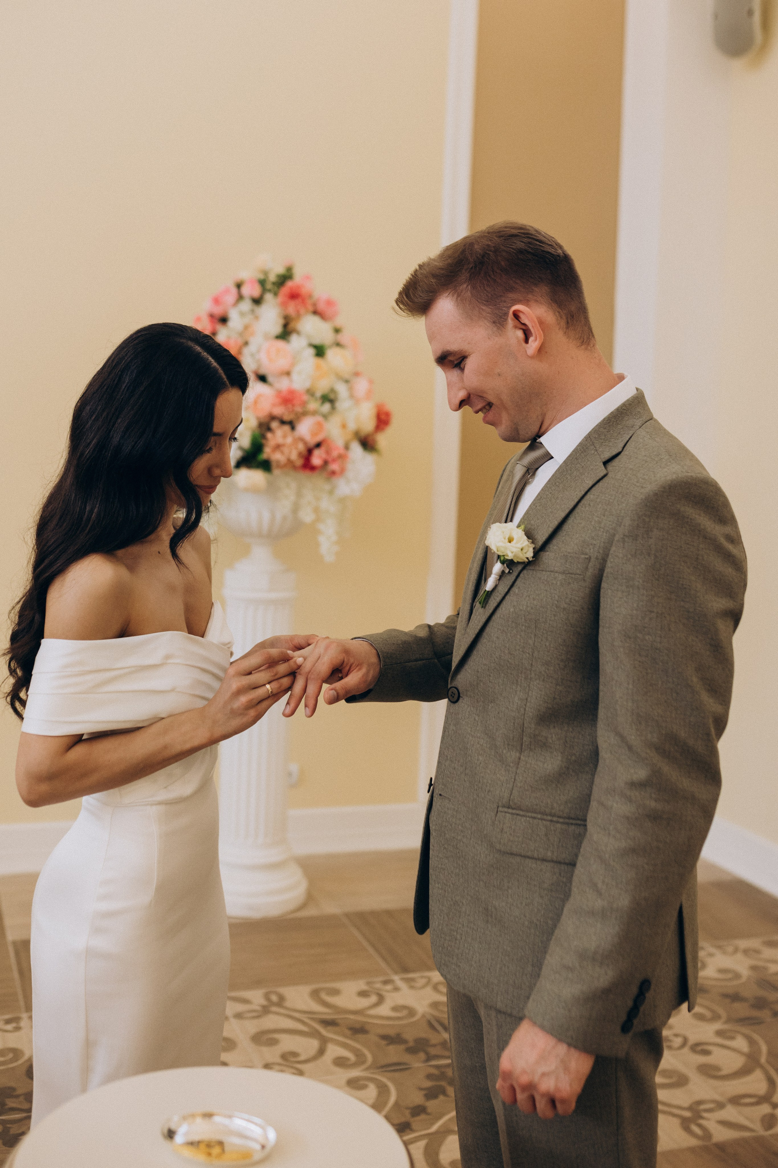 Сергей и Эльнара | Загс Калининского района. Свадебный и love story фотограф в Санкт-Петербурге