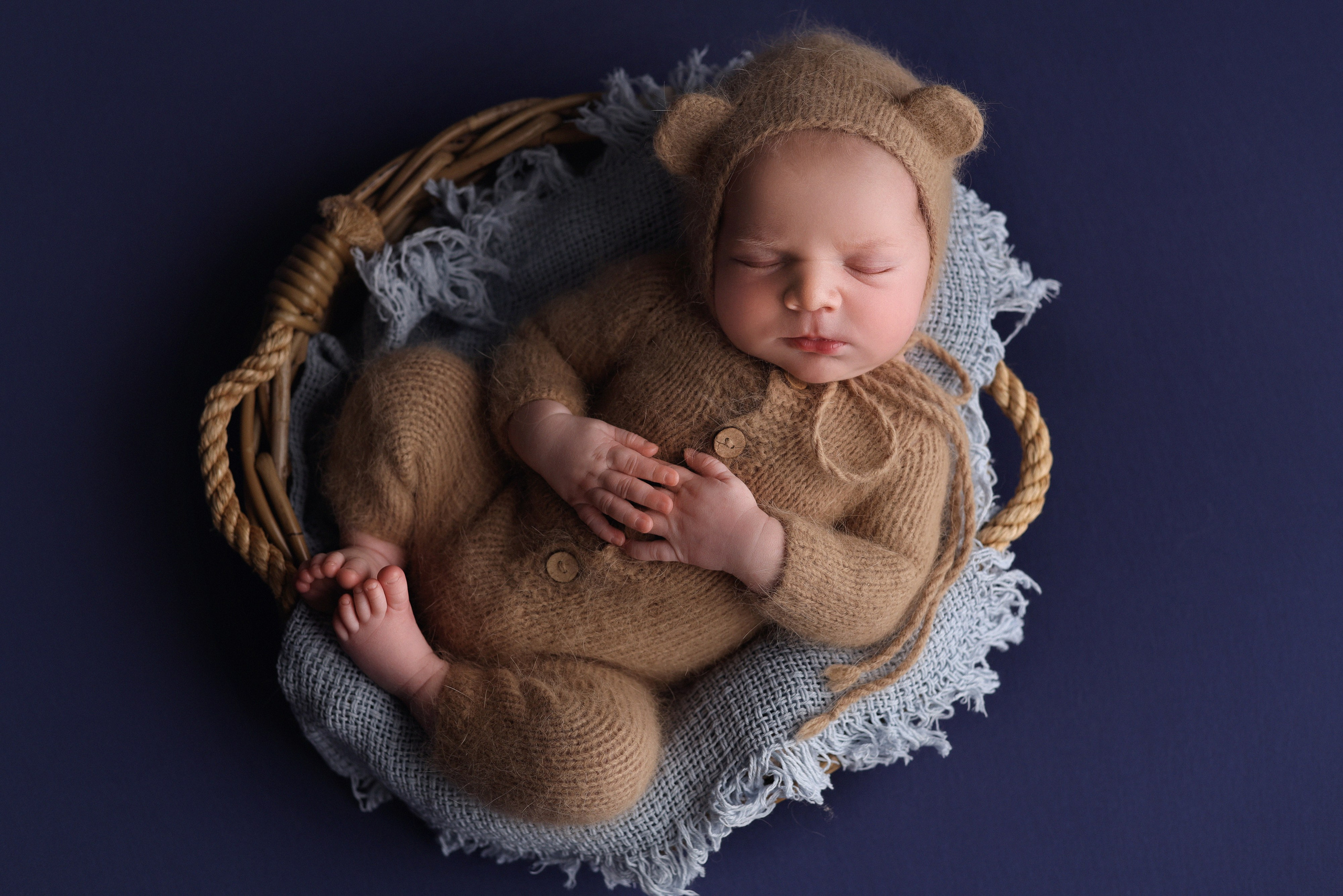 Новорожденные. Семейный фотограф и фотограф новорожденных в Санкт-Петербурге Алевтина