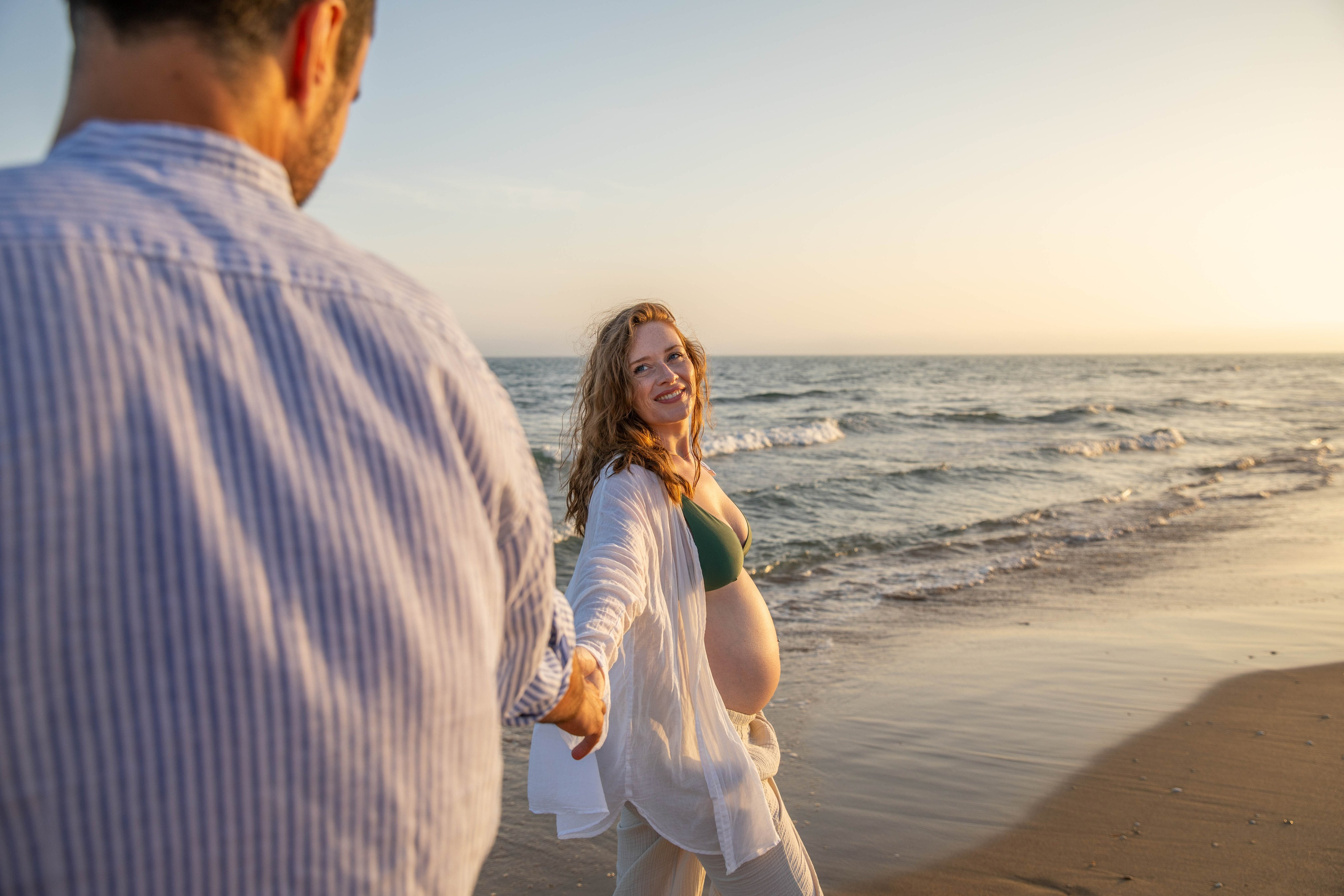 An Ocean of Love and Anticipation. Professional Photographer in Portugal. Oksana Lomnova