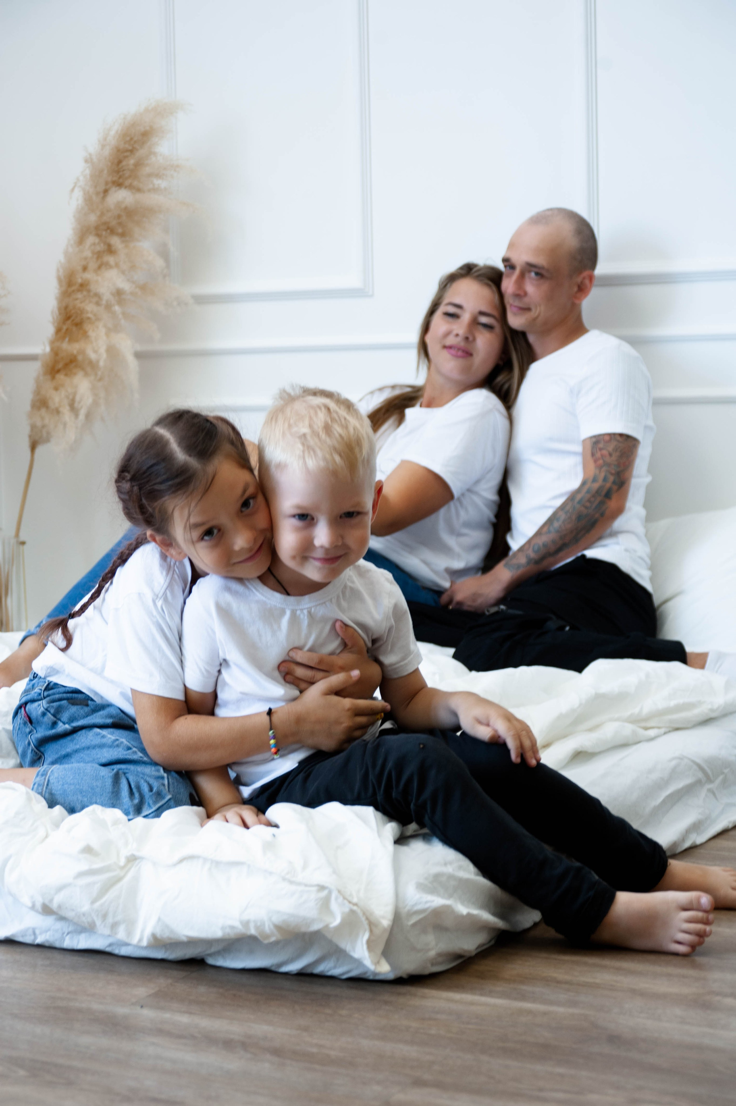 Family photo shoot в студии. Индивидуальные, семейные съёмки в Краснодарском крае-Фотограф Мария Б