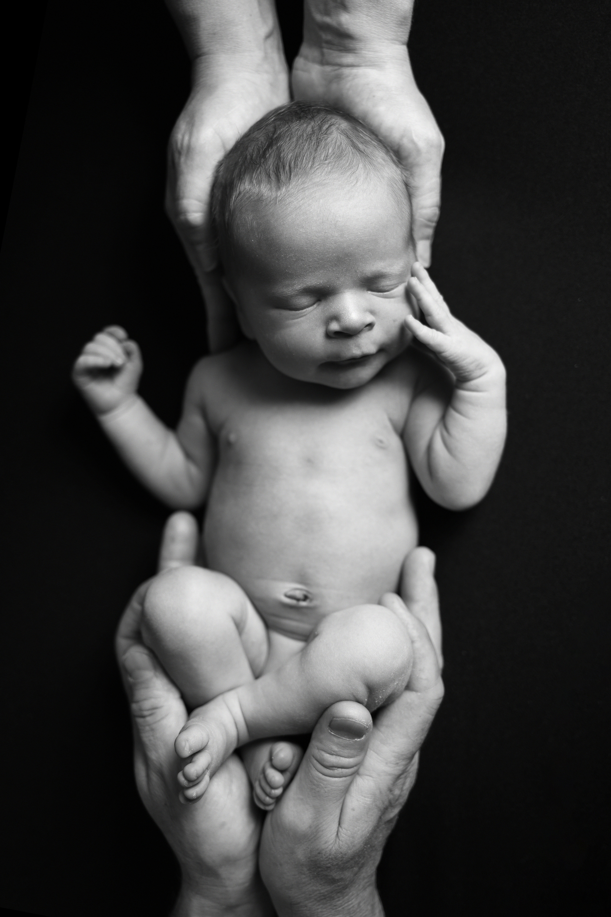 Классическая фотосессия малыша. Фотограф новорожденных малышей в Омске и Омской области Эльвира Камаева