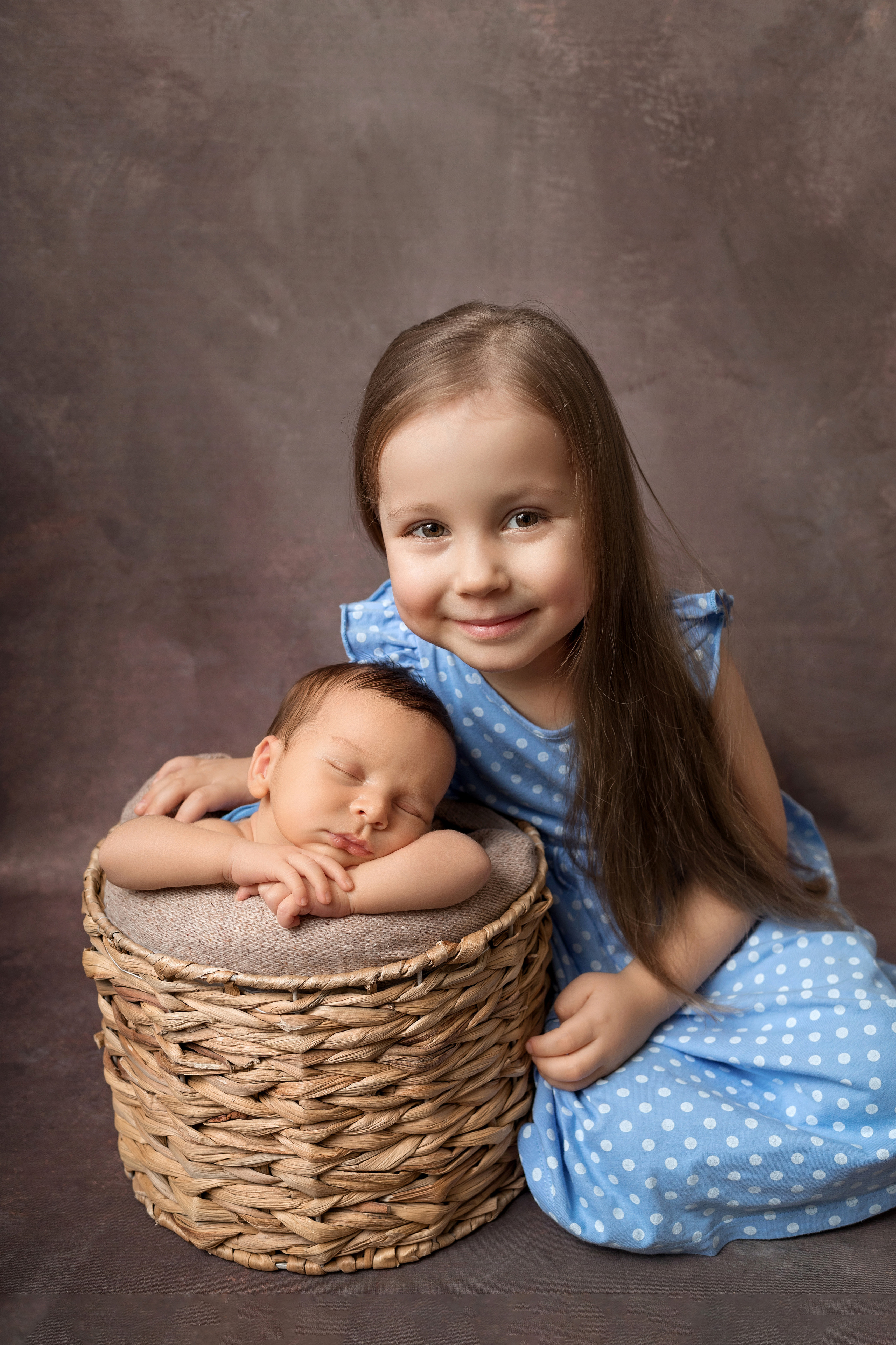 Семейные кадры от Elvira Kamaeva. Фотограф новорожденных малышей в Омске и Омской области Эльвира Камаева