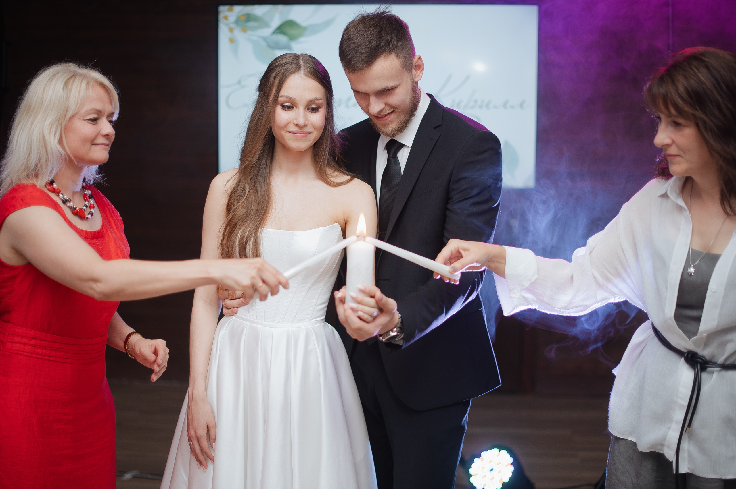 Свадьба на берегу Волги. Свадебный фотограф в Ярославле Денис Медоваров