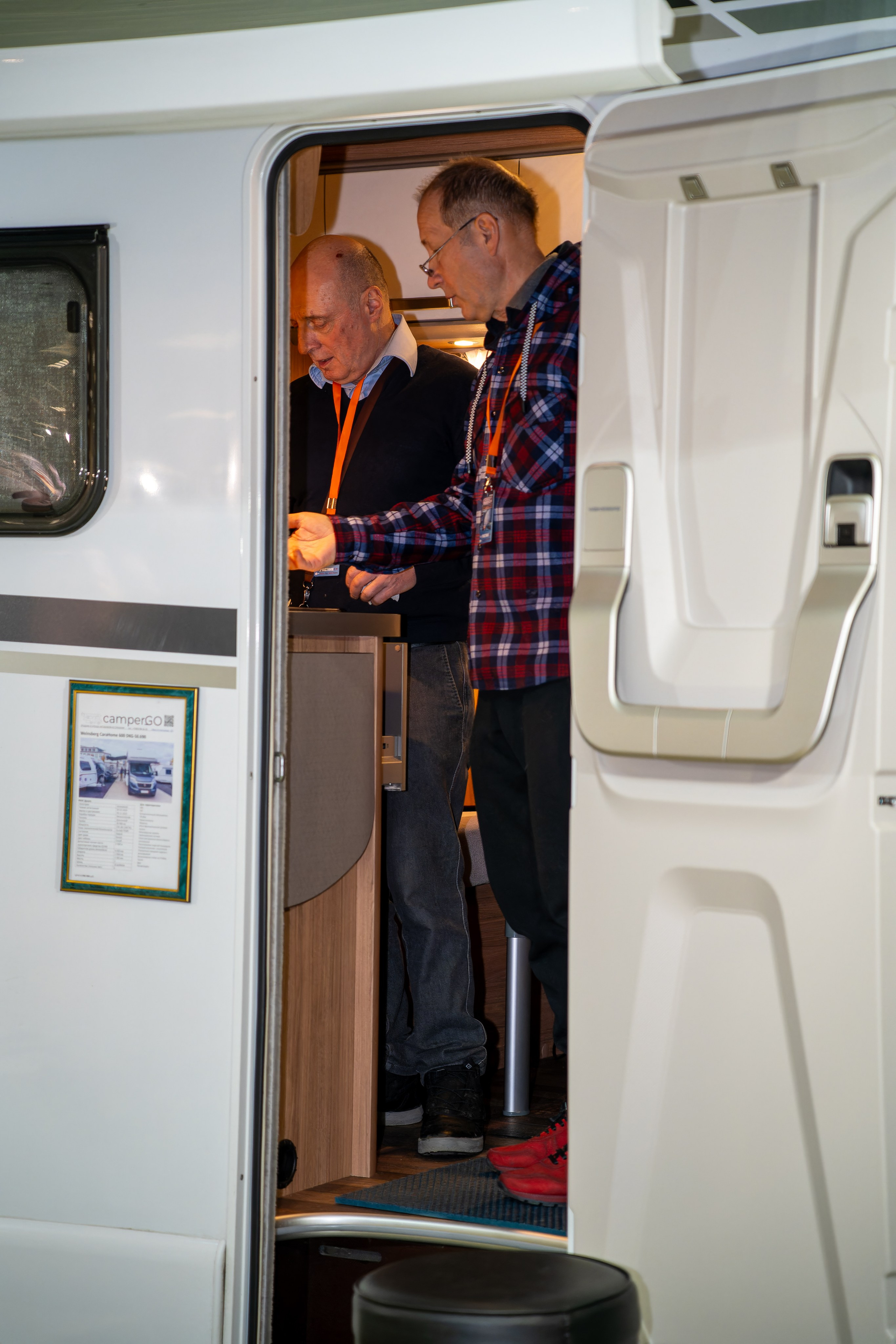 Прогулка по выставке Поехали 2023. «Студия DRONAVT`s» — видеосъёмка и фотография г. Москва