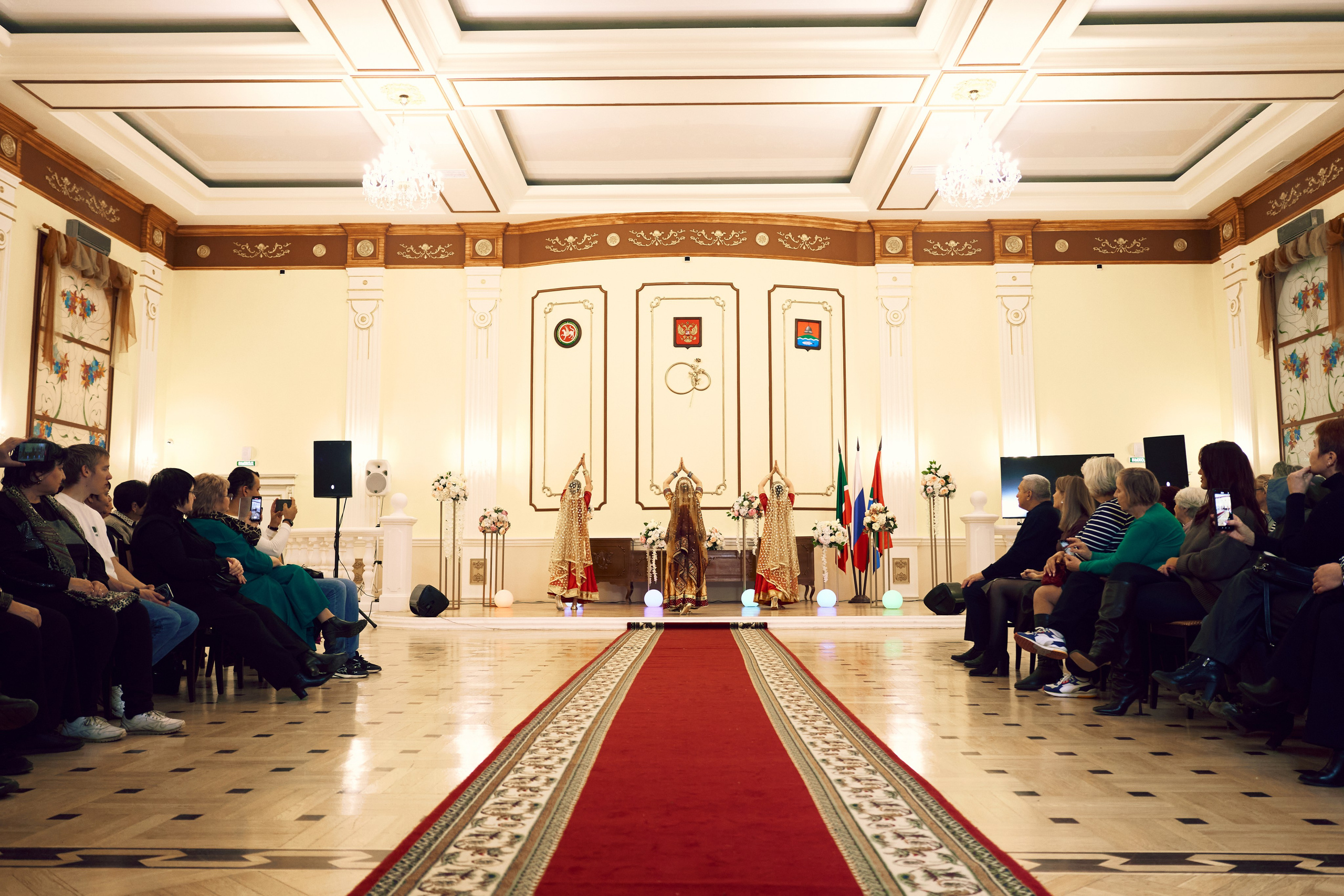 Возраст в моде. Фотограф и видеограф в Бугульме Аня Трутнева