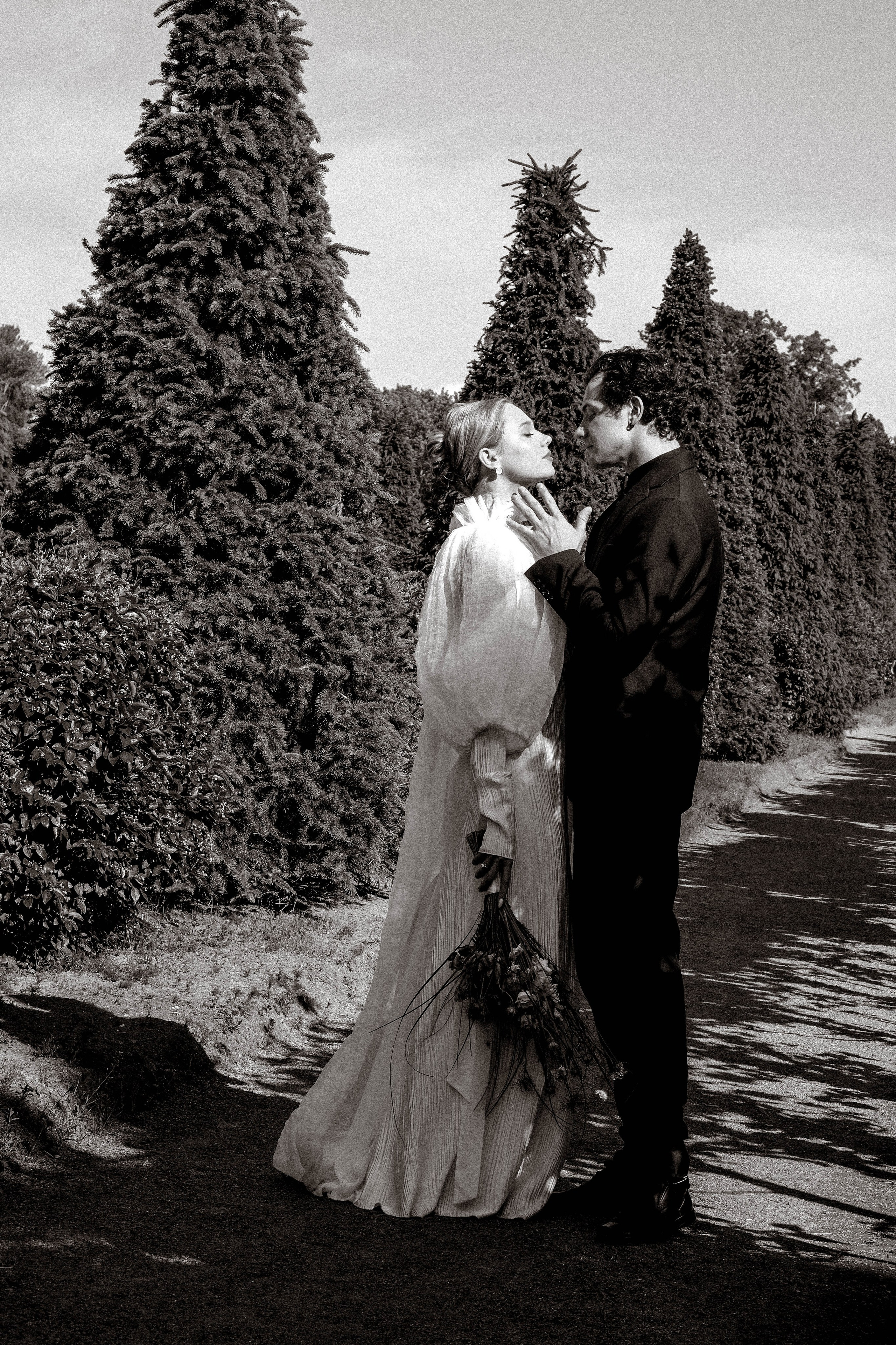 СВАДЕБНАЯ СЬЕМКА В ПАРКЕ ОРАНИЕНБАУМ. Профессиональный фотограф, Санкт-Петербург — Виктория Богомолова