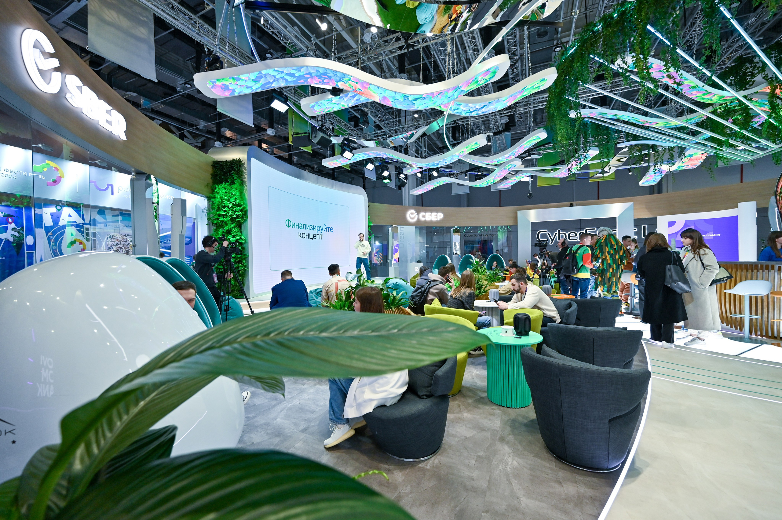 Фотоотчет для партнерской интеграции Сбербанк на ВМФ в Сириус 2024. Репортажный фотограф в Красной Поляне и Сочи Павлюченко Екатерина