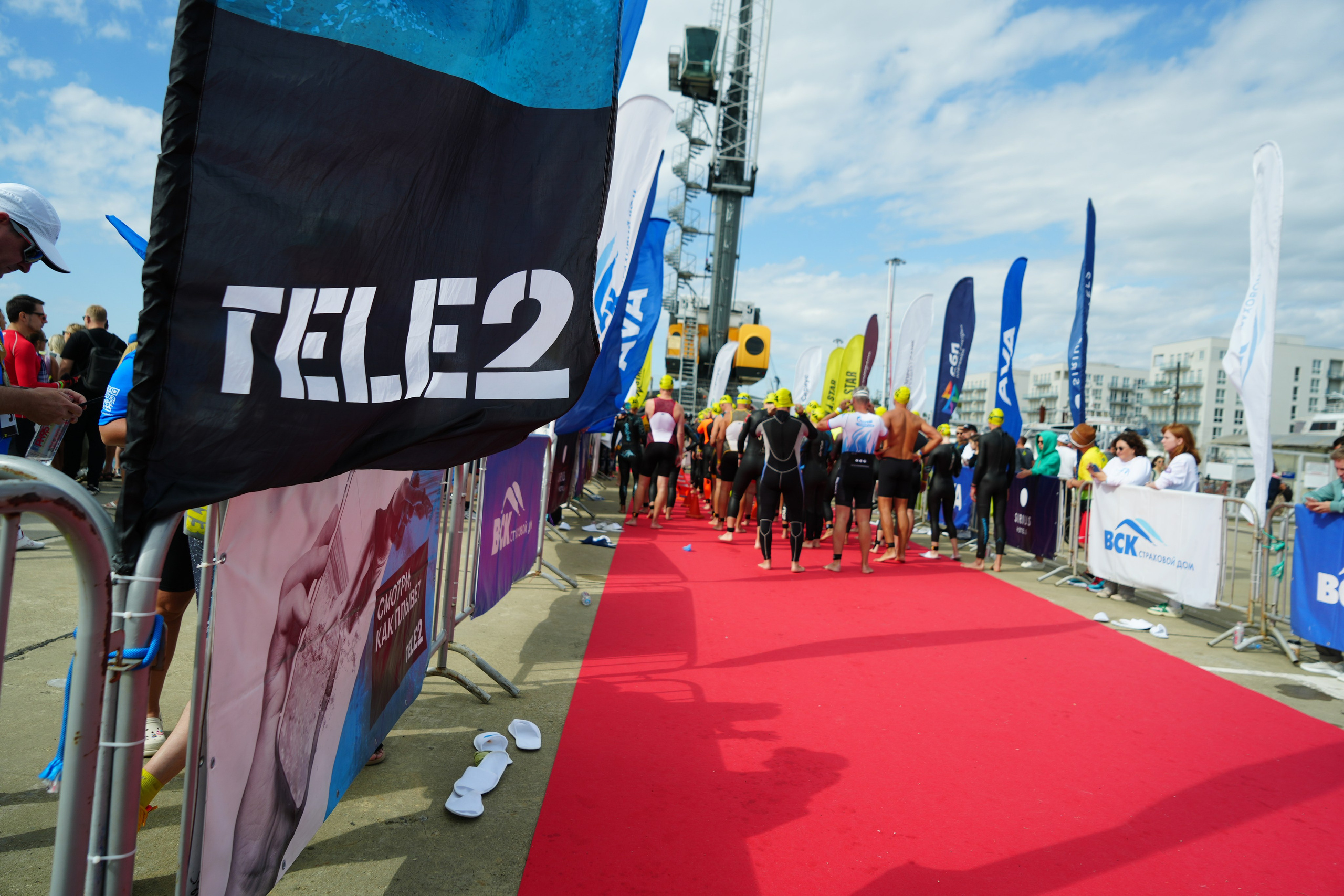 Фотоотчет партнерской интеграции для компании TELE2 на фестивале Ironstar. Репортажный фотограф в Красной Поляне и Сочи Павлюченко Екатерина