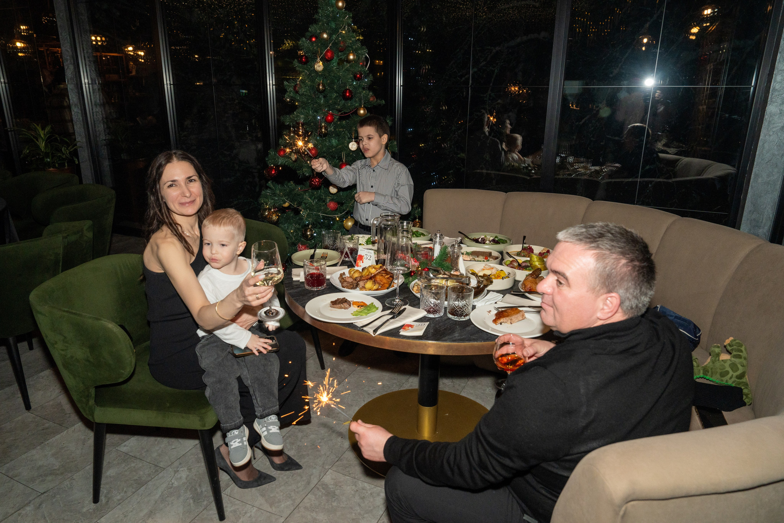 RS NYEAR2026. Репортажный фотограф в Красной Поляне и Сочи Павлюченко Екатерина