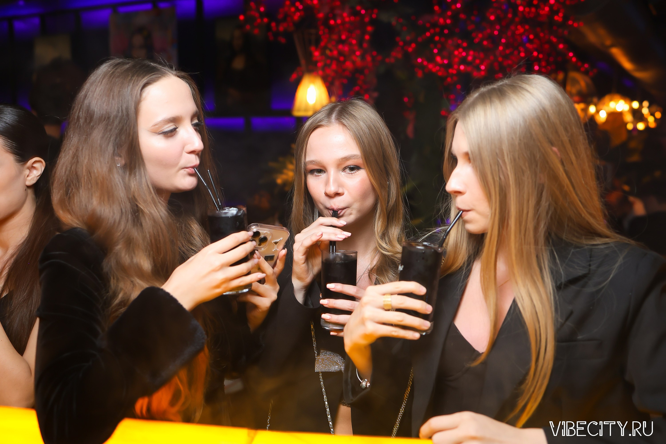 DOUBLE U. VIBECITY.RU Вайб Сити Ру Фоторепортажи Фотоотчеты Калининград