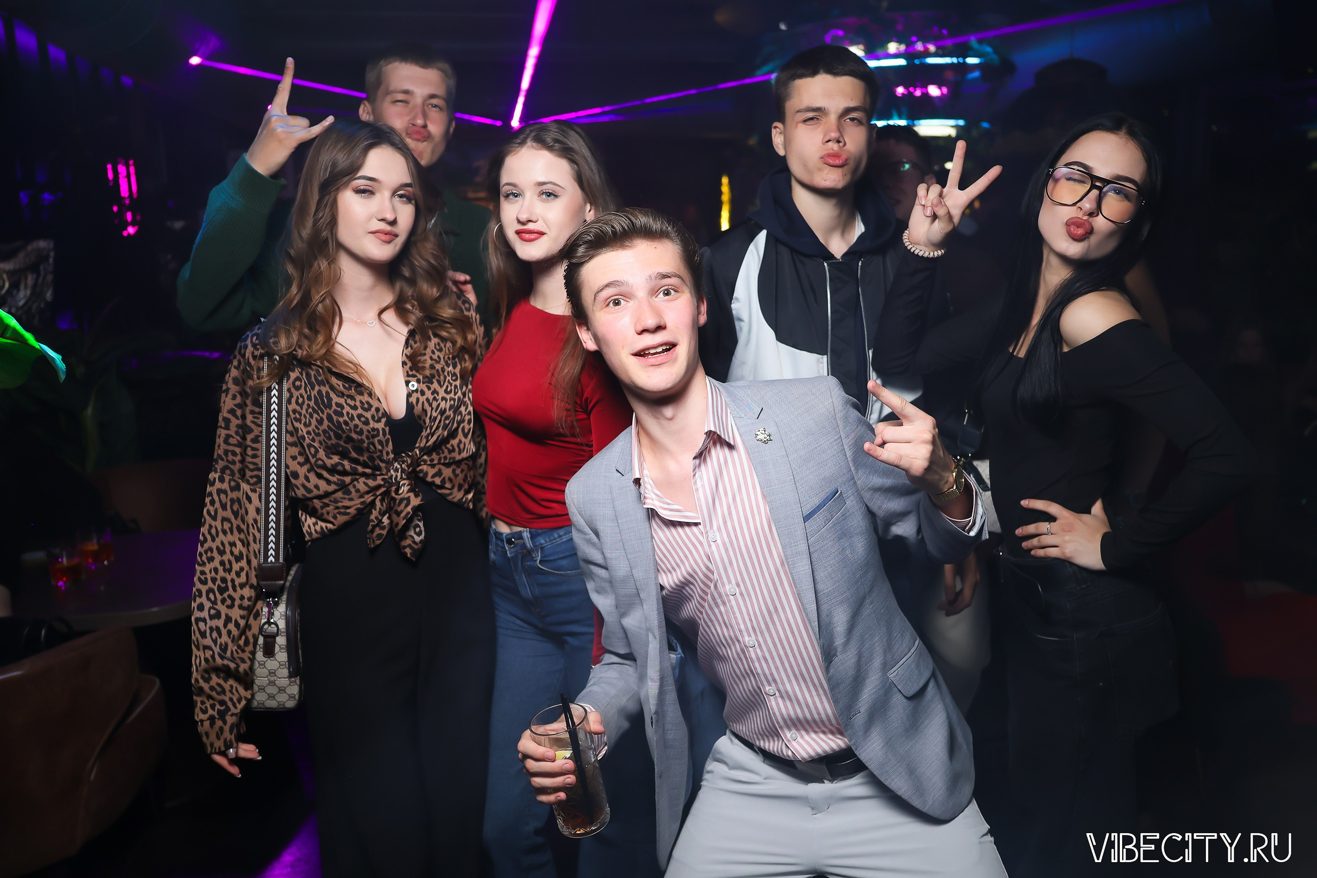 DOUBLE U. VIBECITY.RU Вайб Сити Ру Фоторепортажи Фотоотчеты Калининград