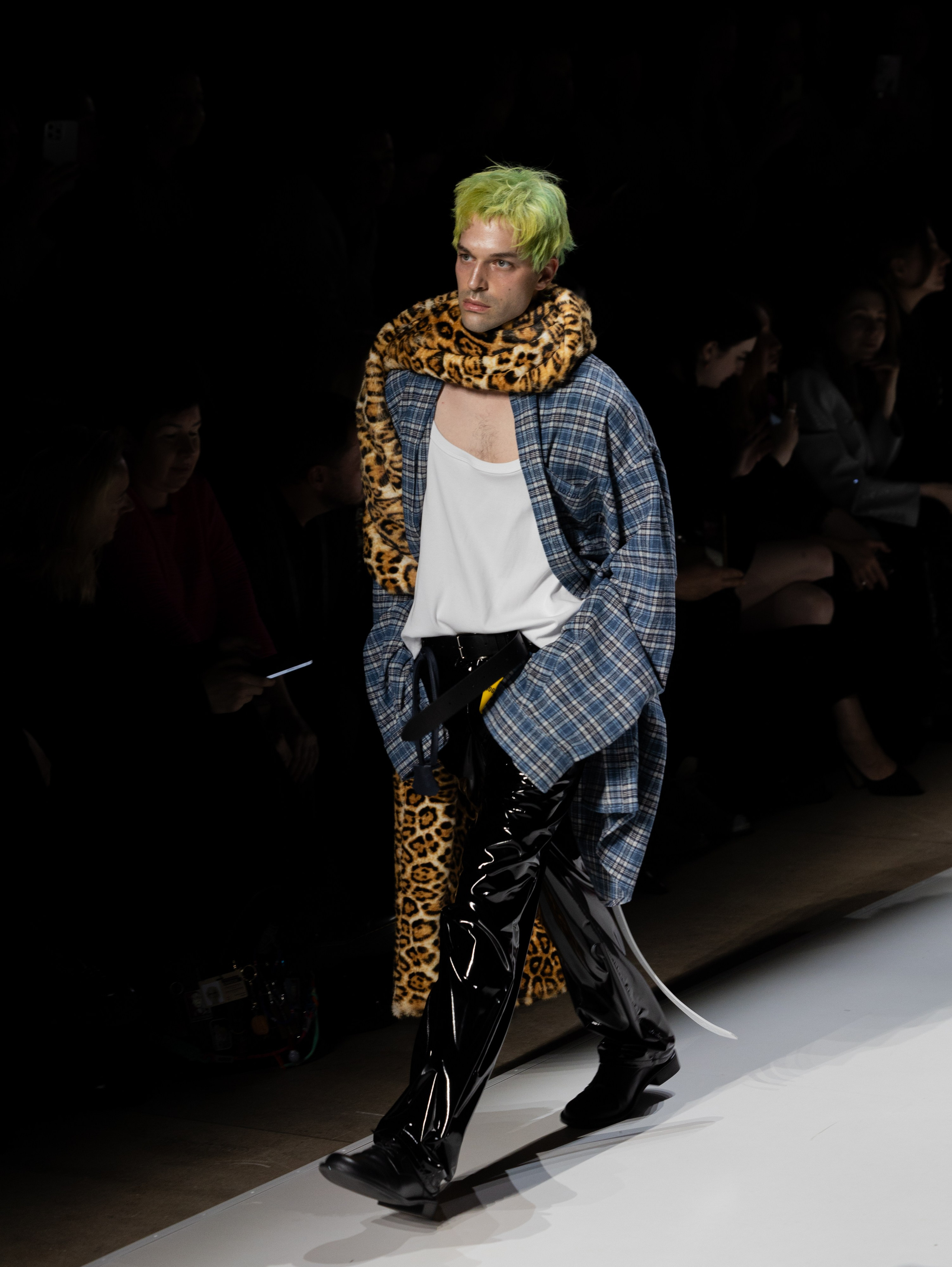 ROGOV. Портретный фотограф в Москве Дарина Шевко