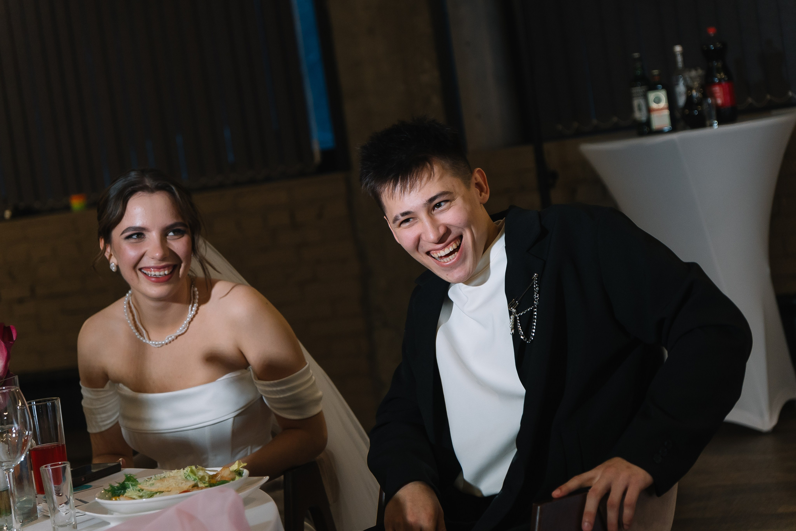 Владислав и Амина. Фотограф Новосибирск Вероника Вишневская