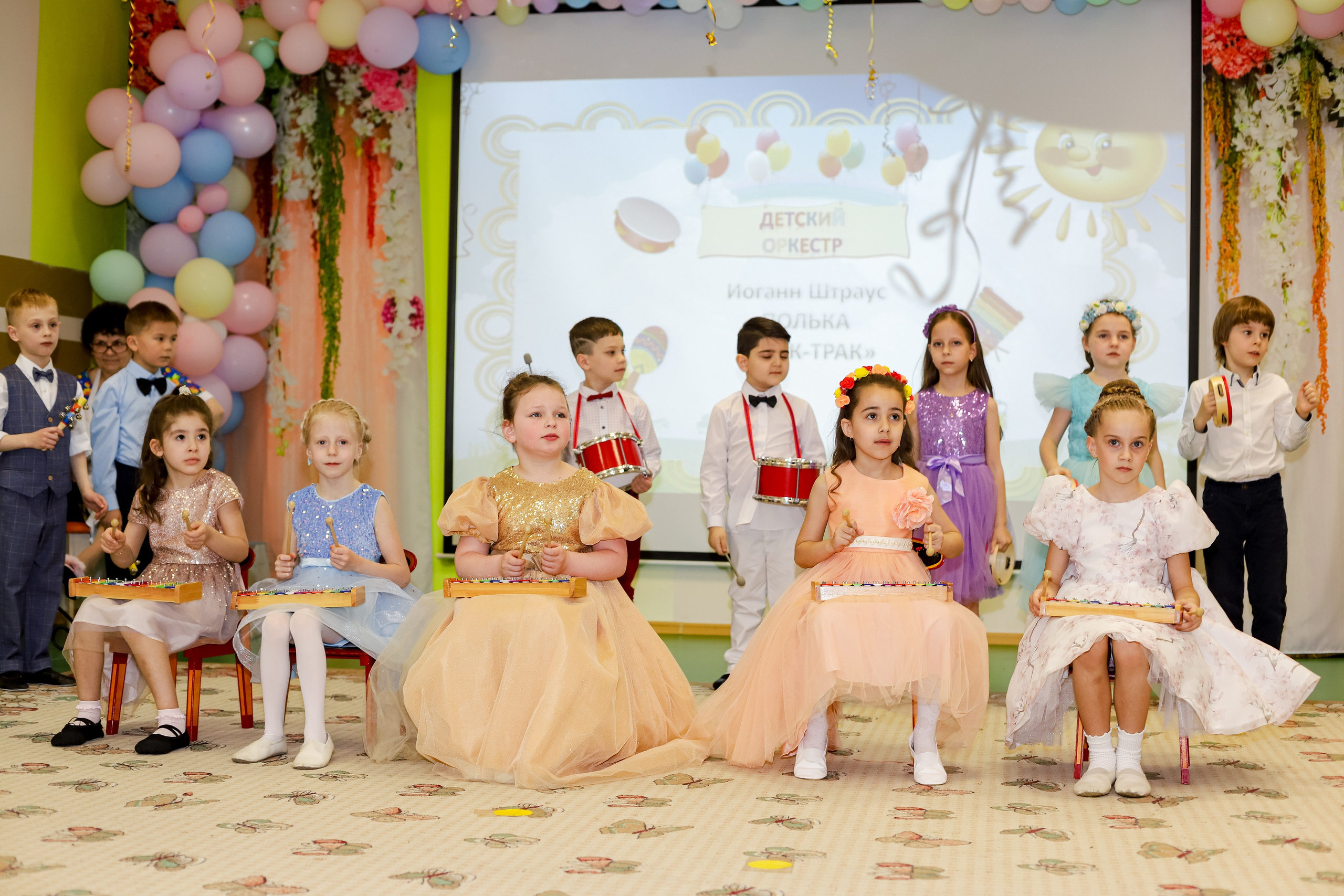 Съёмки праздников и выпускных в детских садиках и школах. Семейный и детский фотограф Эльвира Билибина
