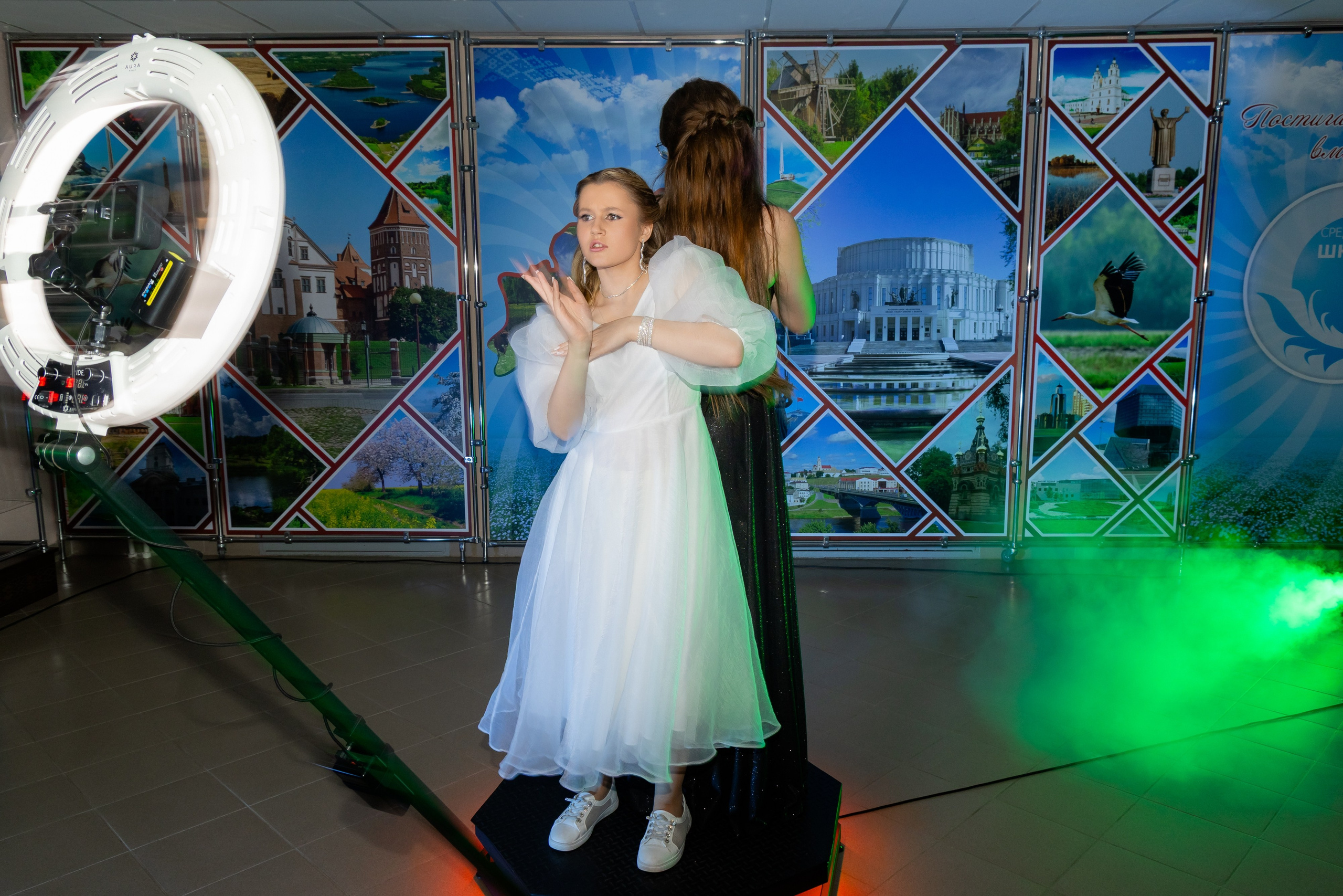 Школьный выпускной 2025 год в Минске, Беларуси. Свадебный фотограф в Минске/Беларуси Сергей Спиридонов